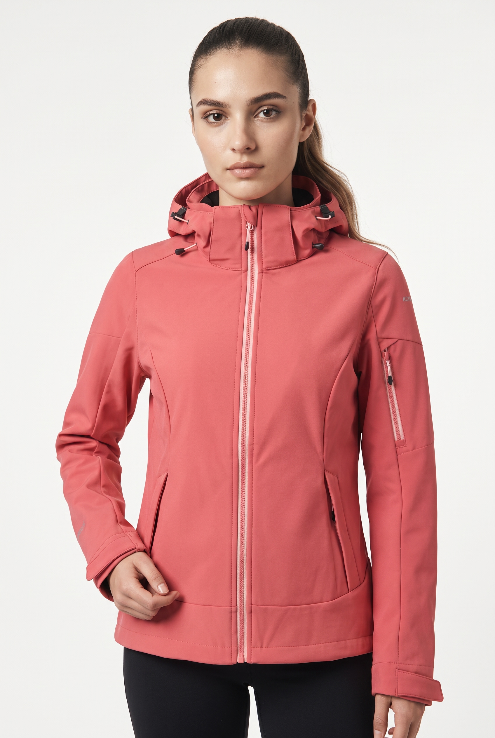 Icepeak Softshelljacke »D SOFTSHELLJACKE BATHGATE« mit Kapuze Reißverschluss- und Ärmeltasche, atmungsaktiv, wasserabweisend