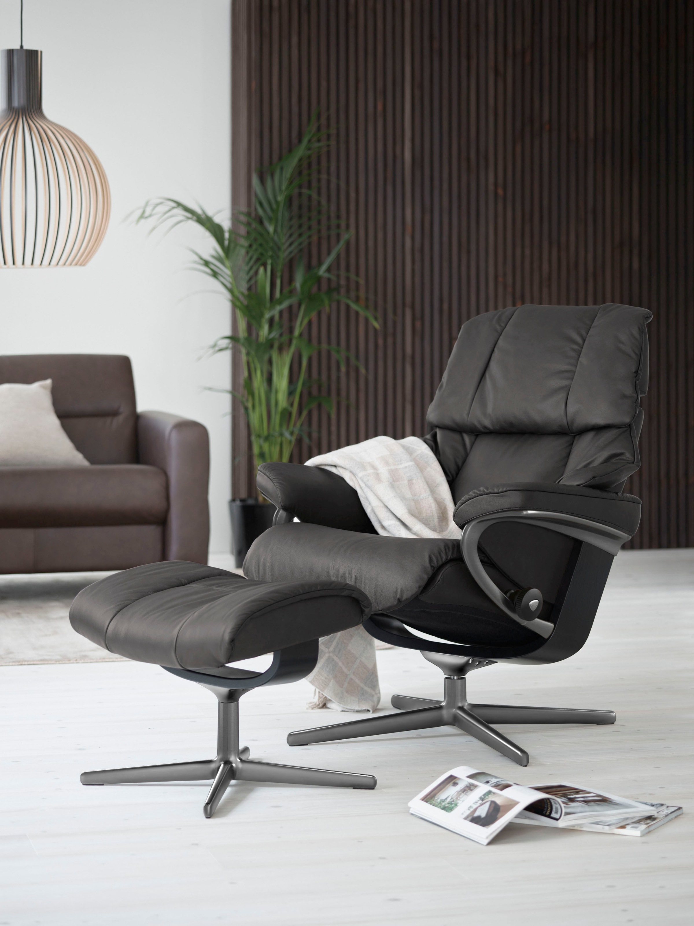 Stressless Fußhocker "Reno" mit Cross Base, Größe S, M & L, Holzakzent Schw günstig online kaufen