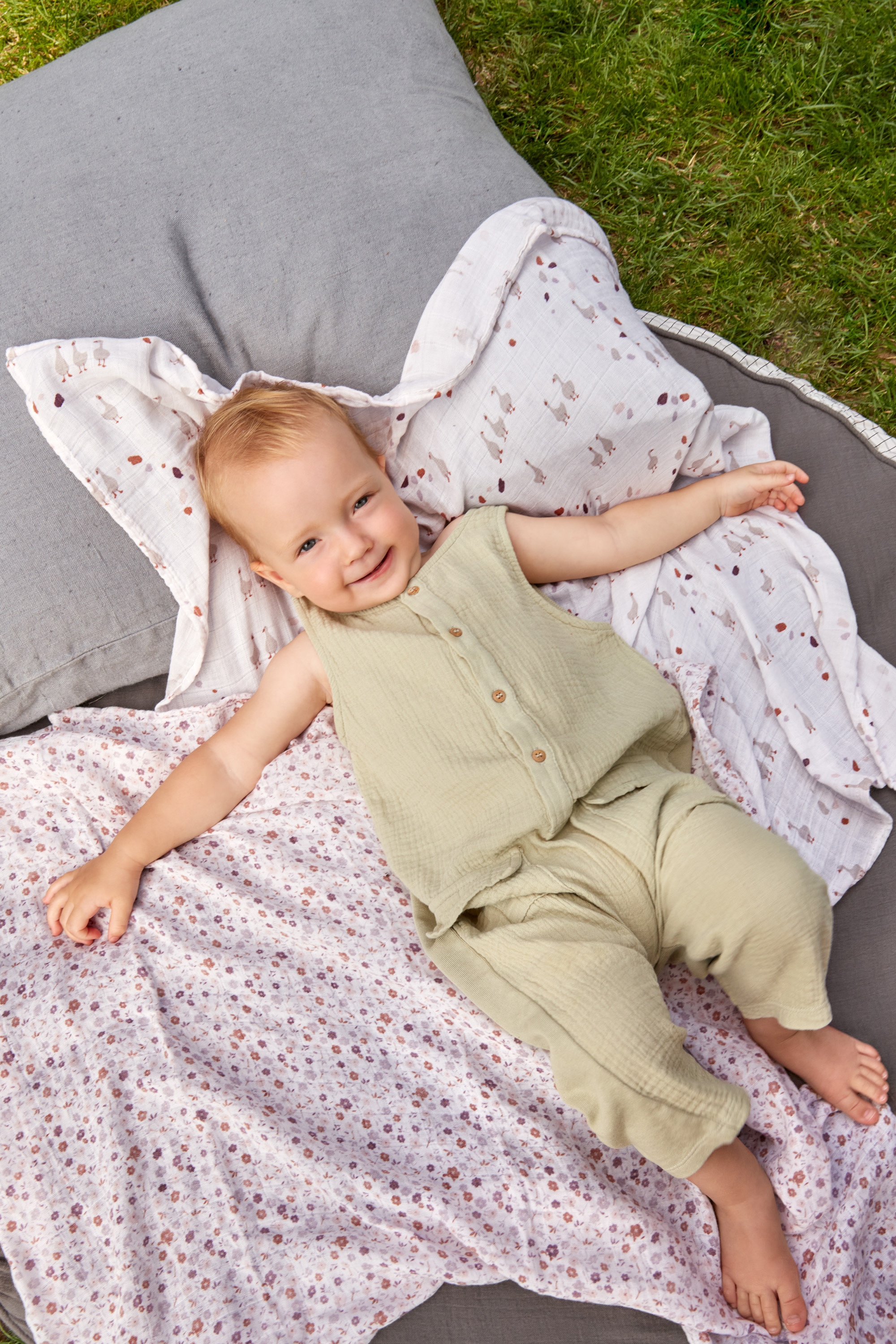 LÄSSIG Stoffwindeln »Tini Farmer, Mulltuch-Set L, Flowers Lilac«, (Set, 3 St.), PETA-approved vegan