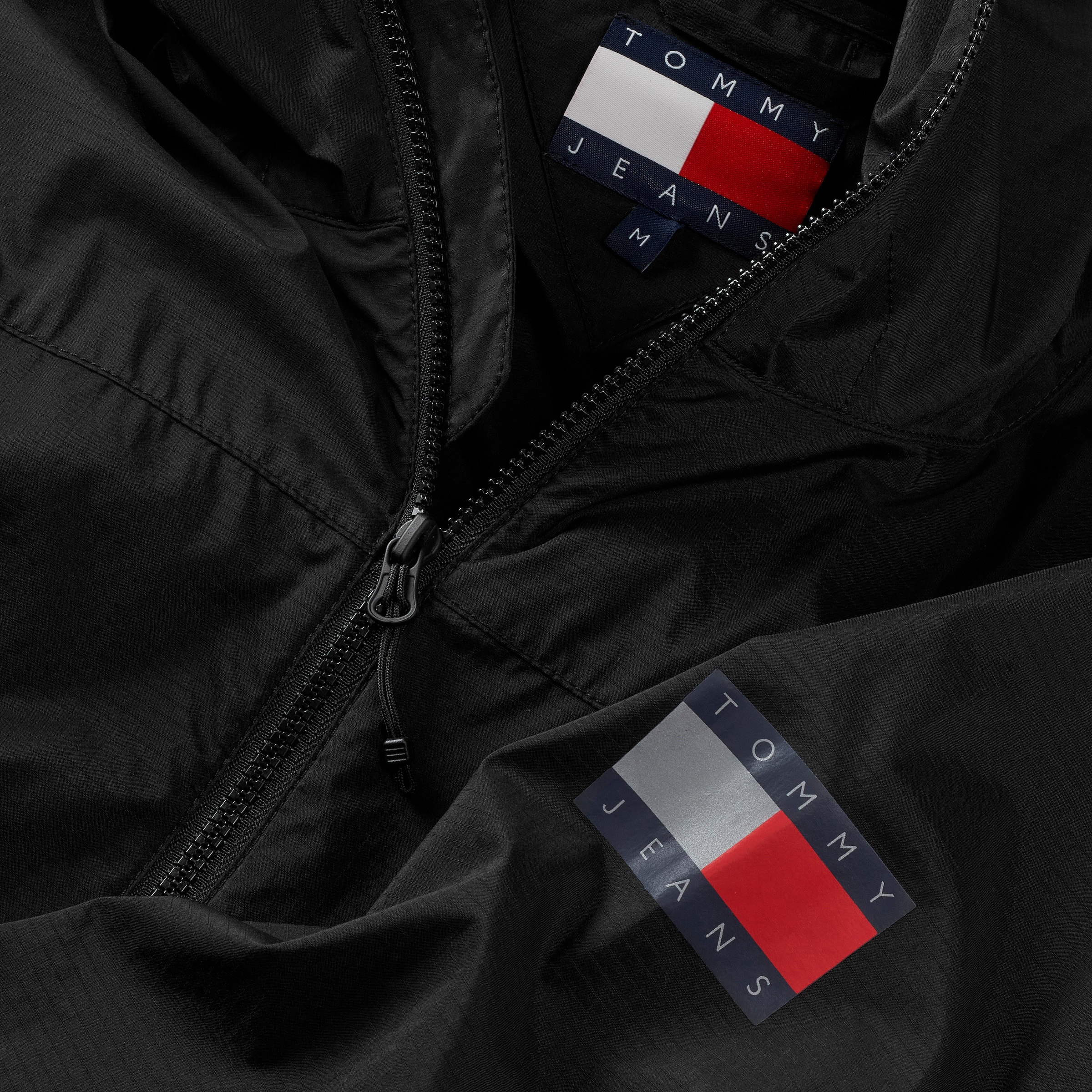 Tommy Jeans Outdoorjacke »TJM OUTDOOR SHELL JACKET EXT«, mit Kapuze, Mit Rundhalsausschnitt