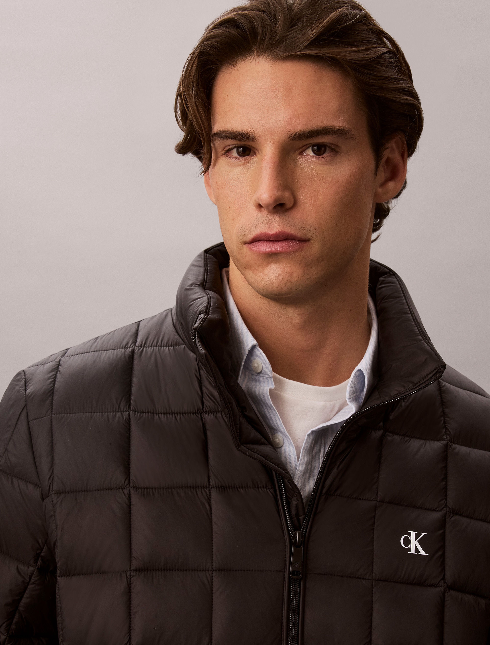 Calvin Klein Steppjacke Stehkragen, 2-Wege-Zipper, modische Steppung