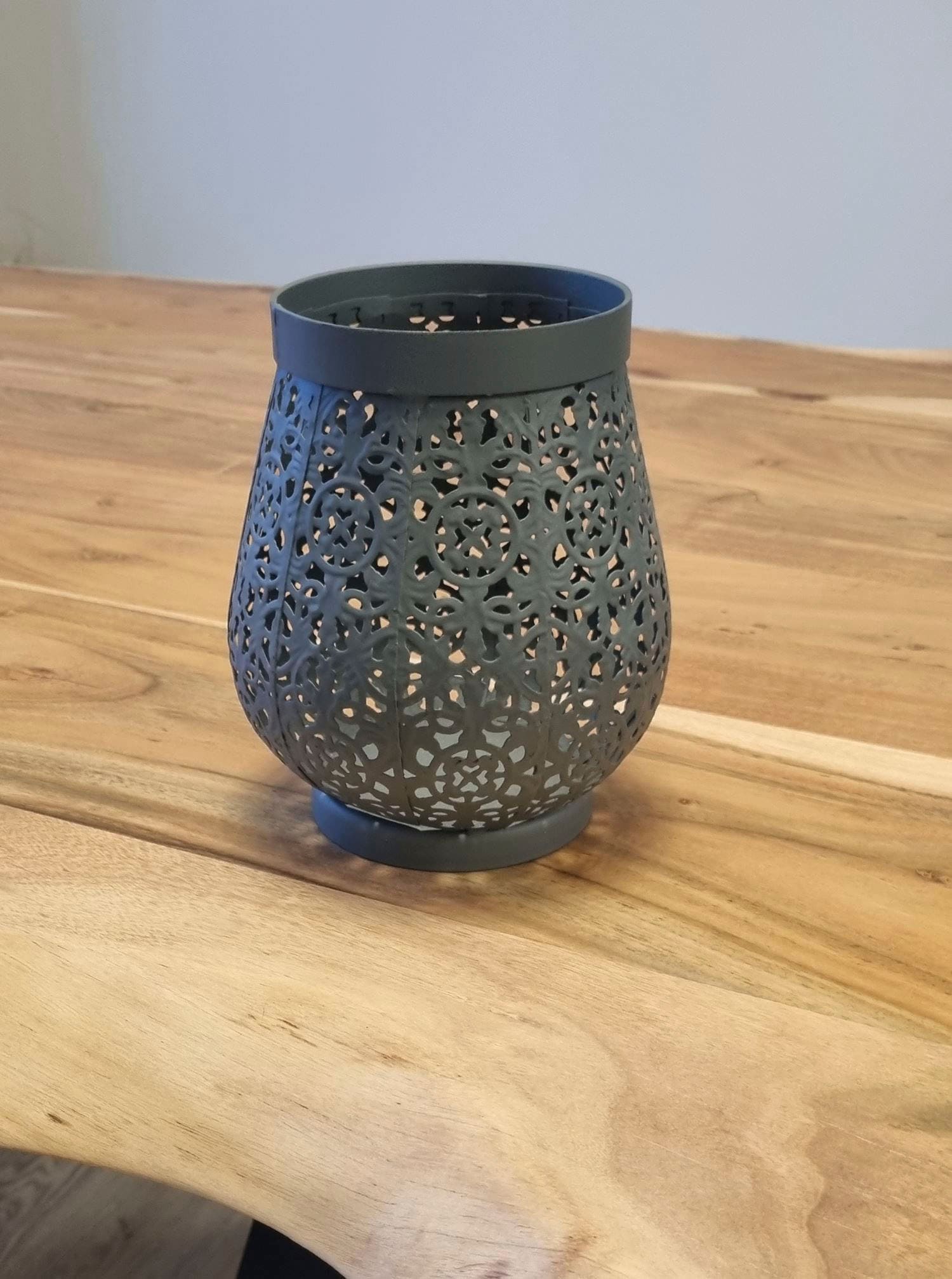 Ambiente Haus Kerzenlaterne »Laterne aus Metall in Grau - (H) 16cm«