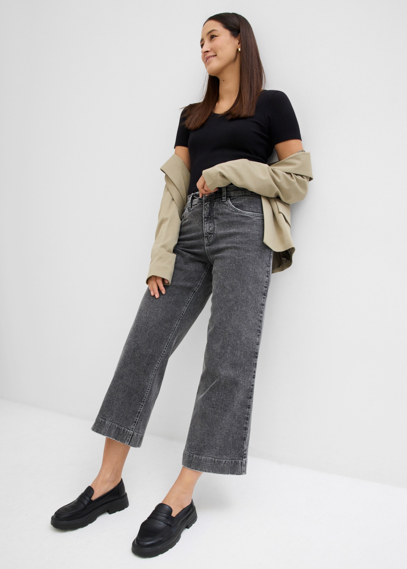 bonprix 7/8-Jeans verkürztes 7/8-Design, weites Bein, Loose Fit, mit Elasthan-Anteil