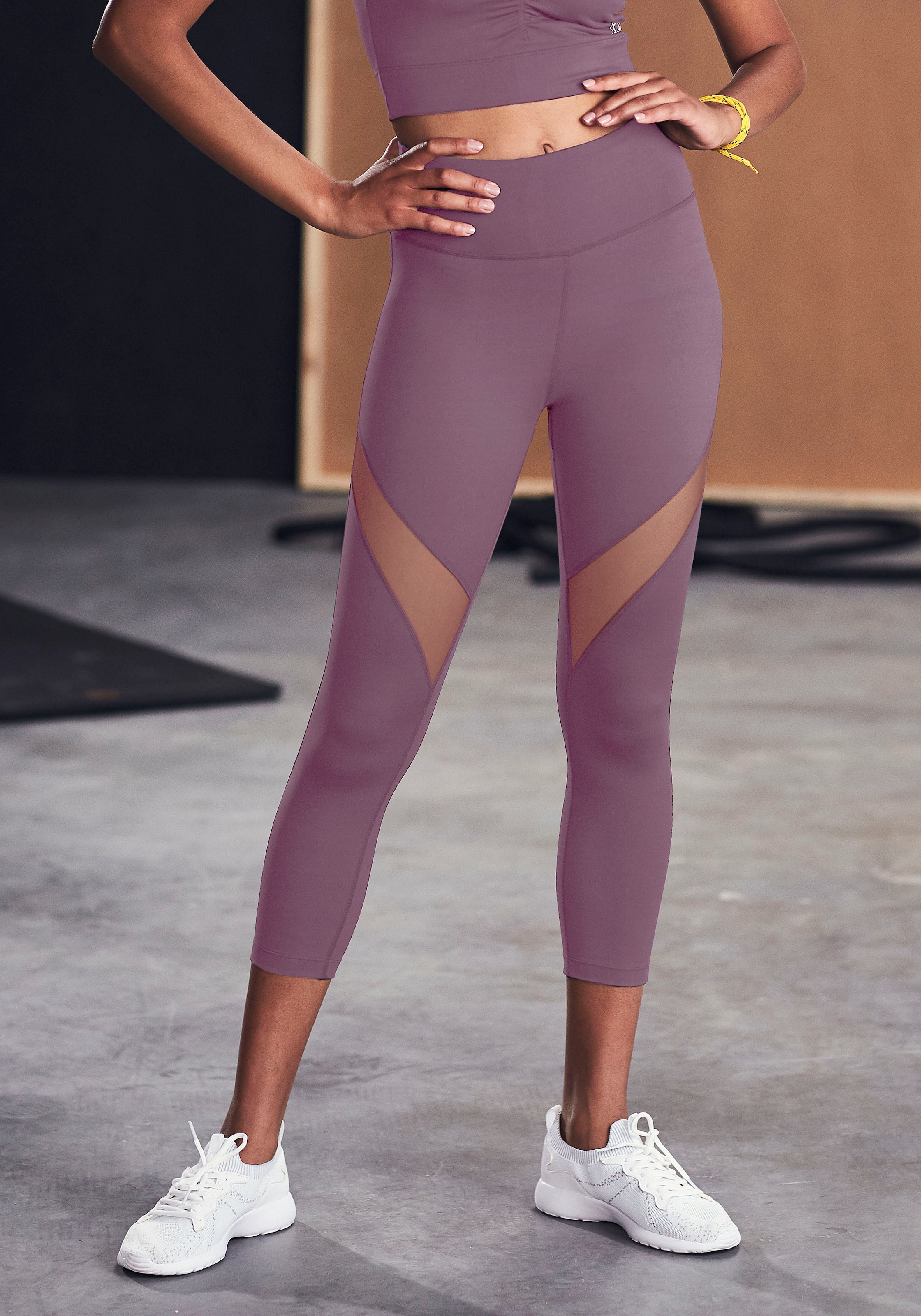 LASCANA ACTIVE Caprileggings, mit kleiner Raffung, Loungewear