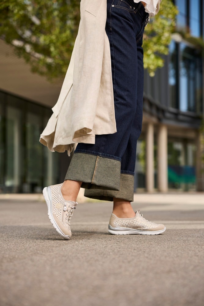 Rieker Slip-On Sneaker  Schlupfschuh, Freizeitsneaker, Halbschuh mit MemoSoft-Ausstattung