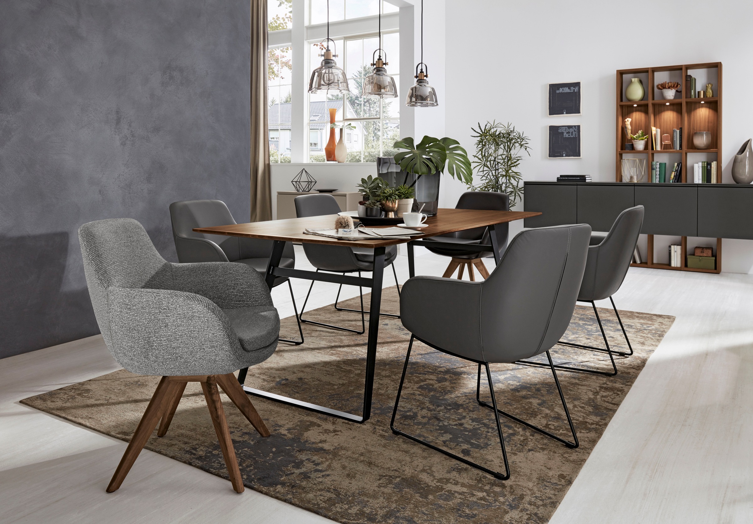 Musterring Esszimmerstuhl »Tavia«, (Set), 2 St., Chenille, Stativgestell Wildnussbaum, Drehfunktion optional, diverse Farben