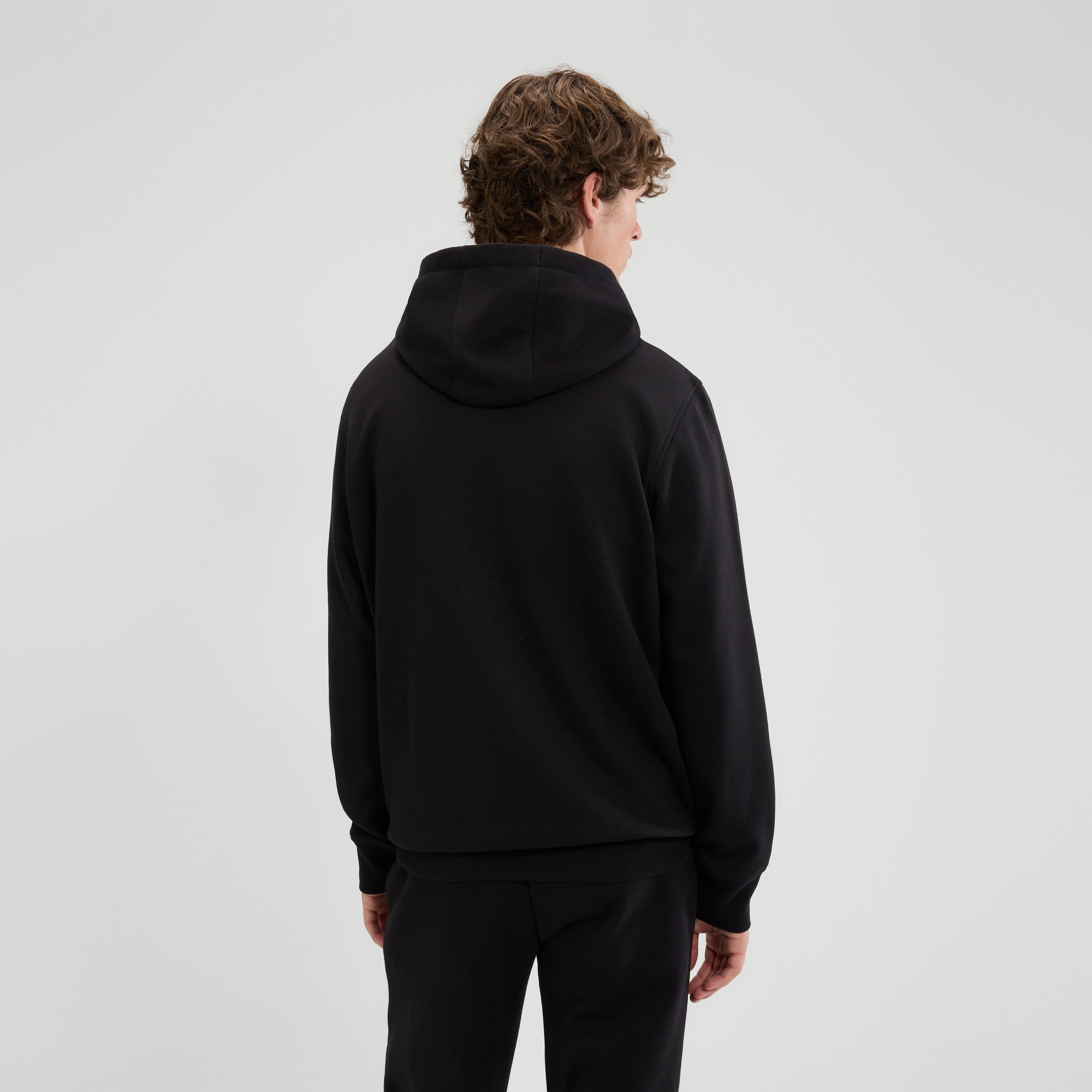 Ellesse Kapuzensweatshirt »PERSHUTA 2 OH HOODY«, mit Kängurutasche

