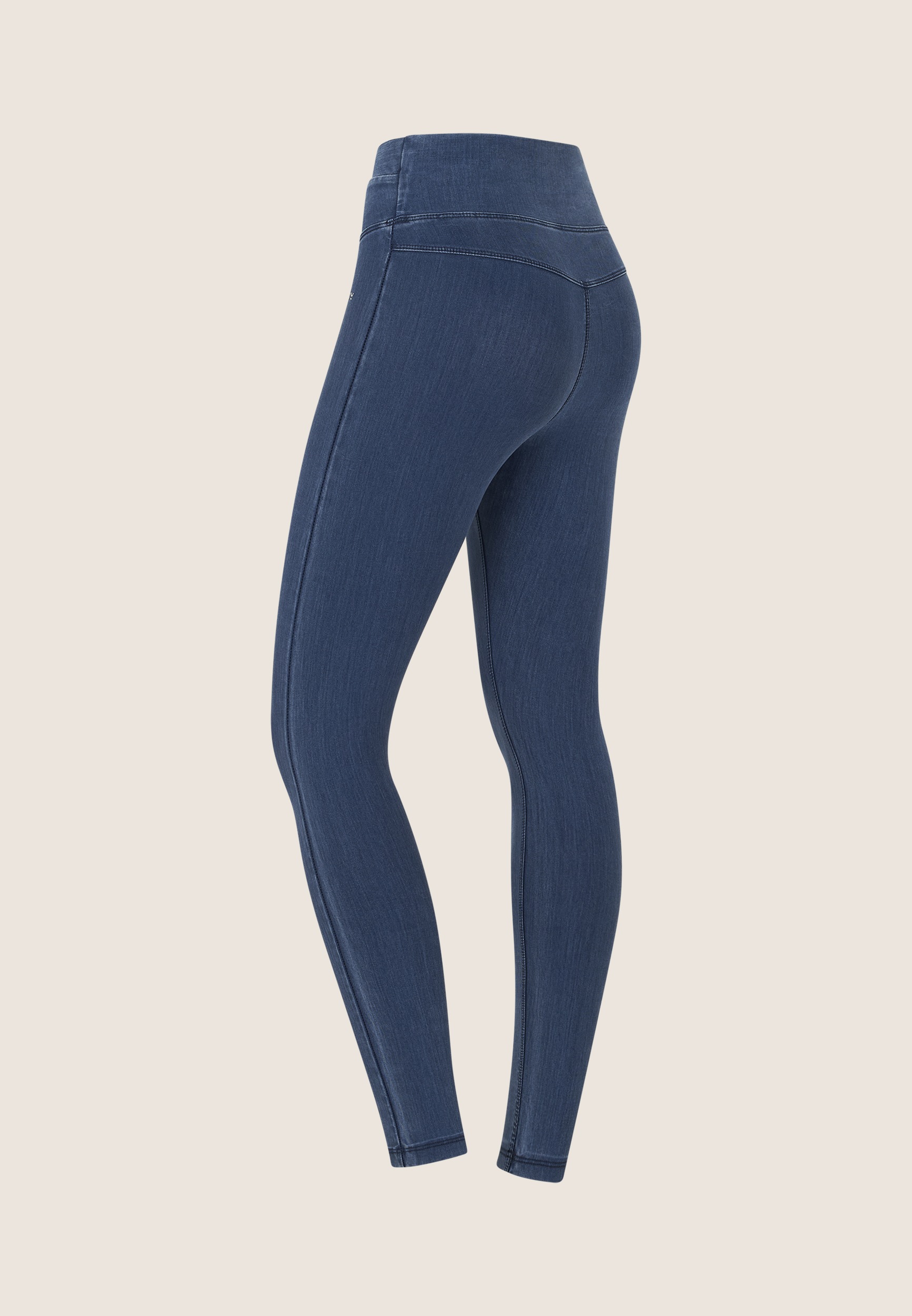 Freddy 7/8-Hose »NOW YOGA CORE SUPERSKINNY 7/8«, in 7/8-Länge, mit Knotendetail am Bund