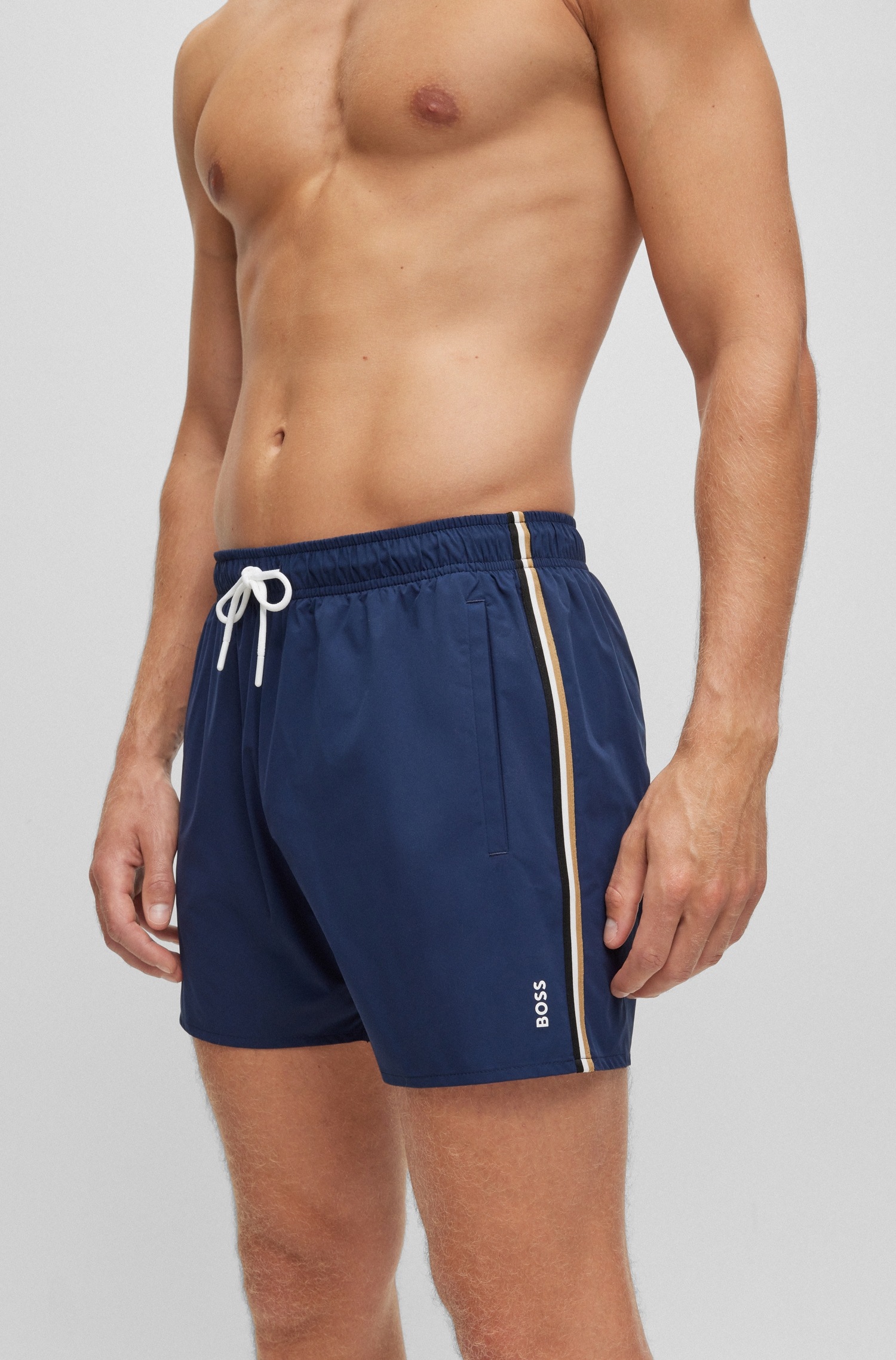 BOSS Badeshorts »Iconic«, mit Gesäßtasche