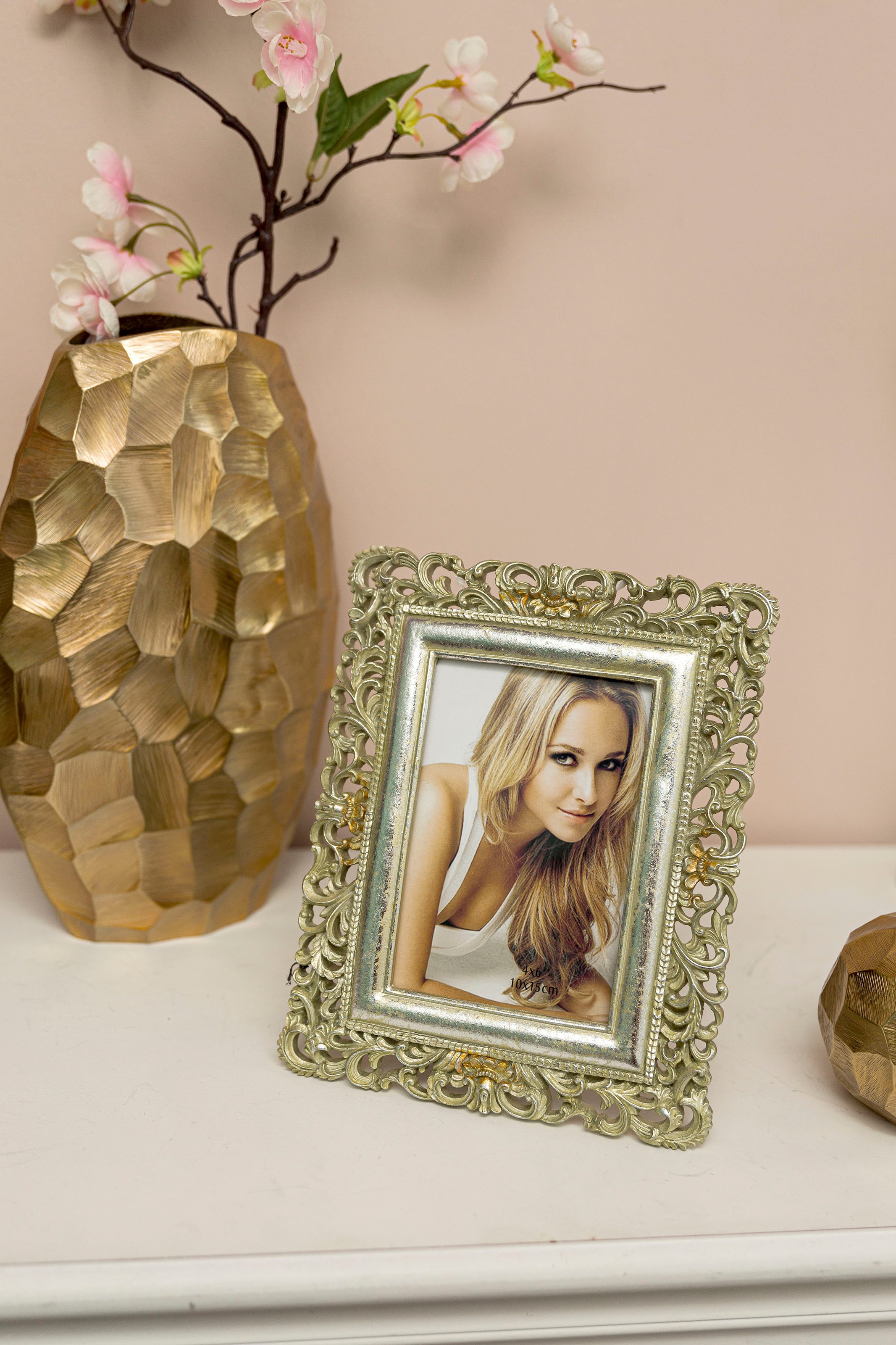Myflair Möbel & Accessoires Bilderrahmen »Anissa I klein, gold«, Fotorahmen im prunkvollen Look, Bildformat 10x15 cm
