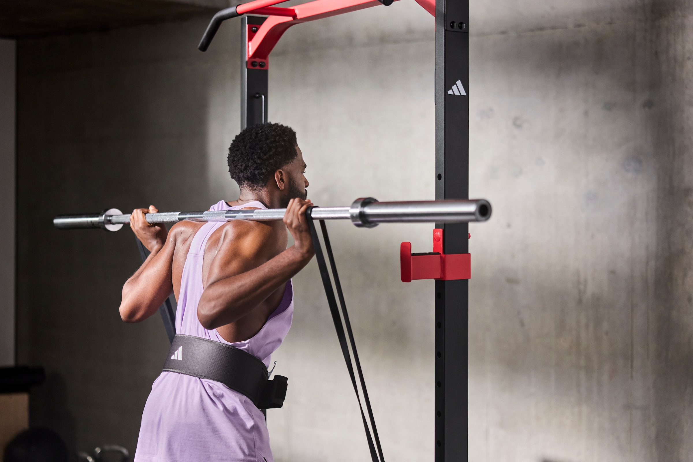 adidas Performance Power Rack »adidas Power Rack« Stabiles Power Rack mit Klimmzugstange, Band-Ankern und Scheibenablage
