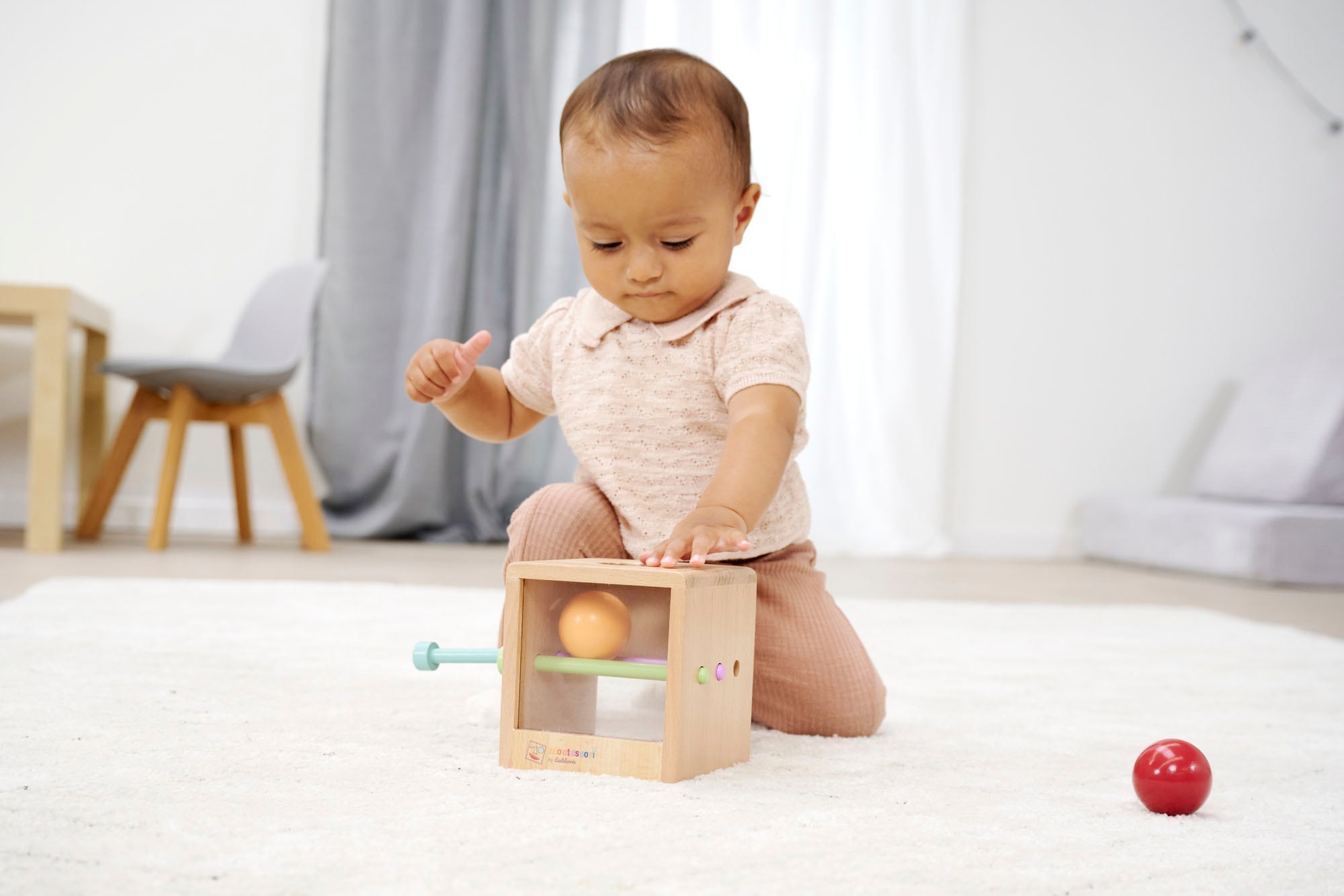 Eichhorn Lernspielzeug »Montessori Box mit Kugeln«, FSC®- schützt Wald - weltweit