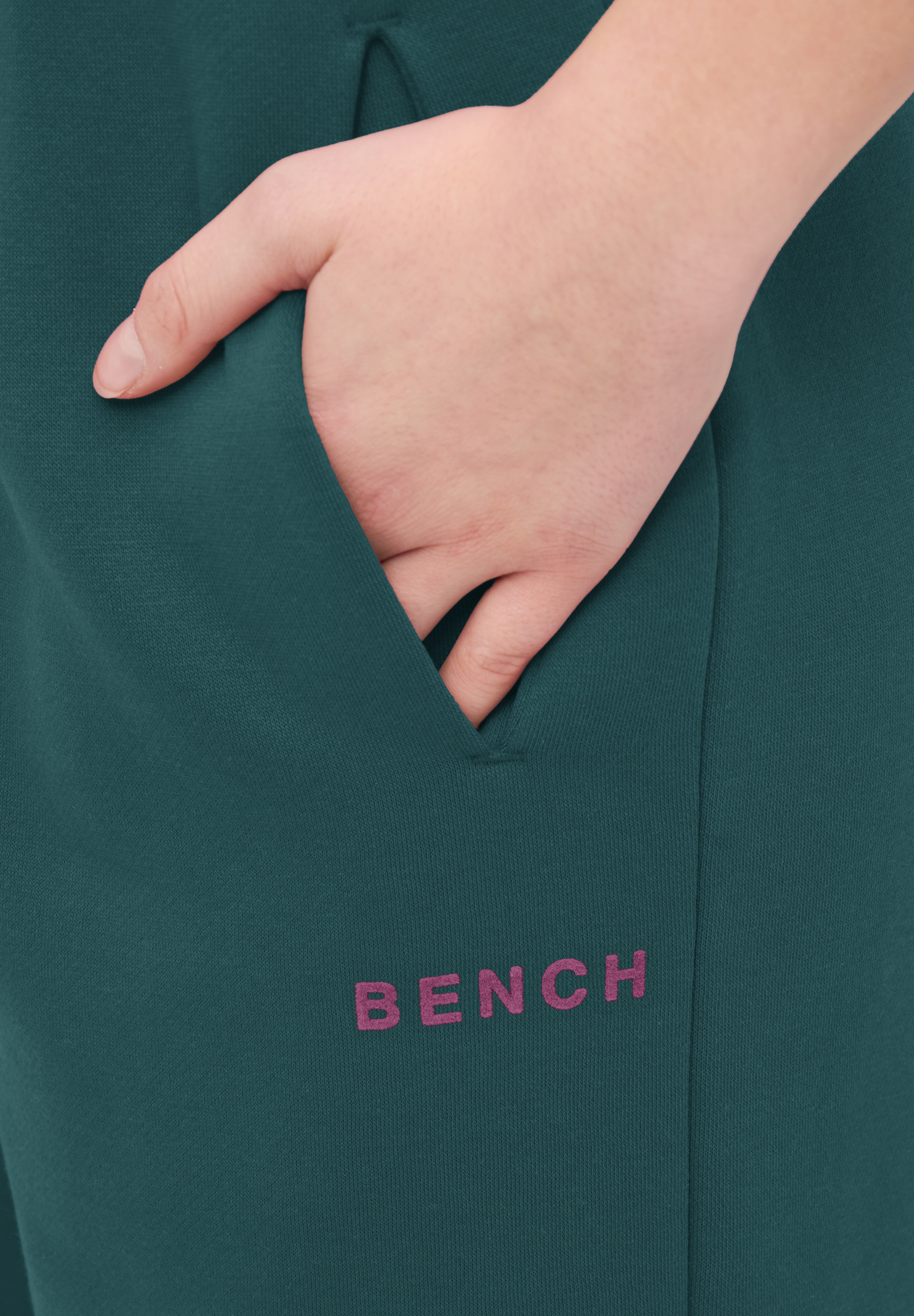 Bench. Sweathose »MAYANNE«