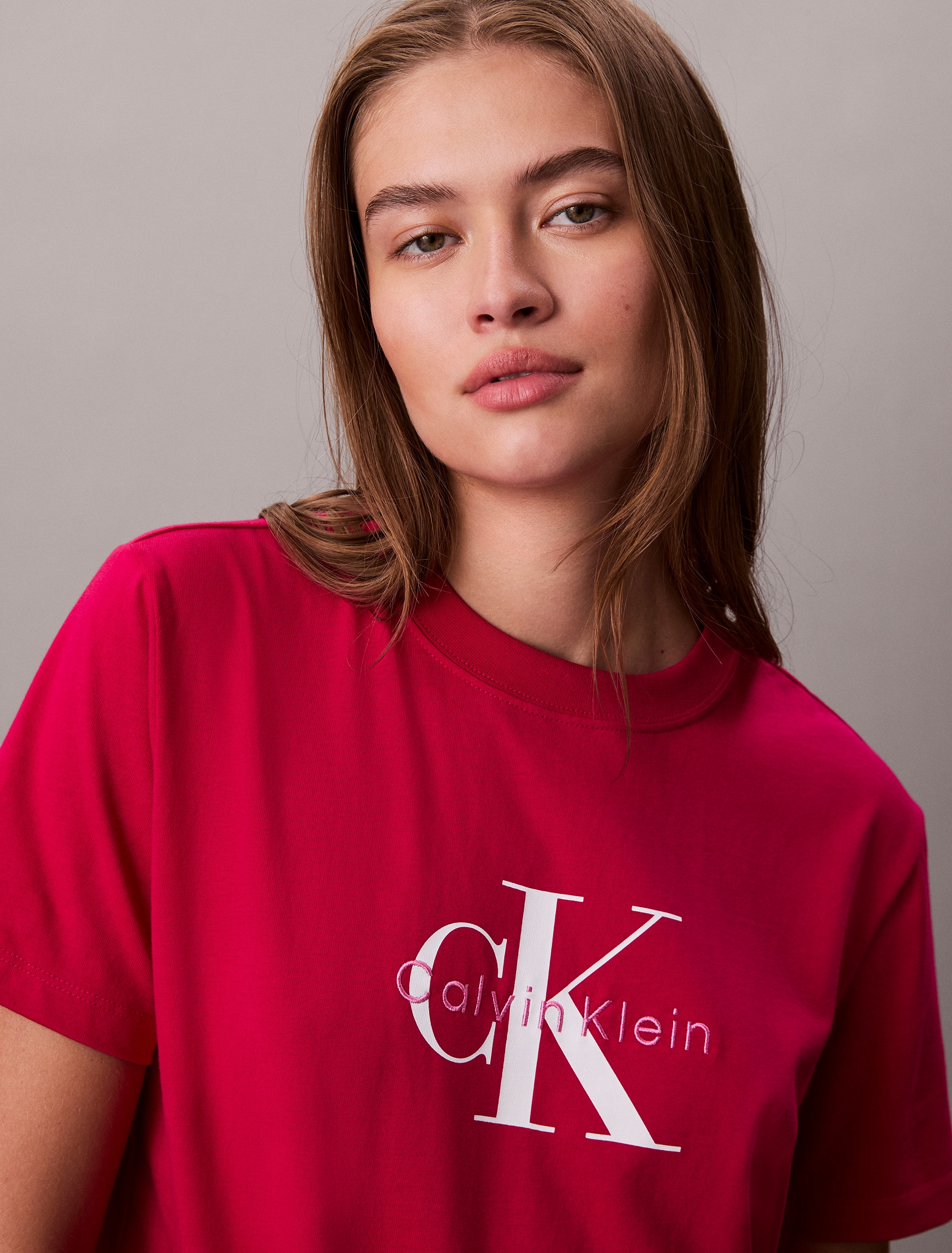 Calvin Klein Jeans T-Shirt »HERO SS CLASSIC MONOLOGO CNECK T«, mit großem CK-Print