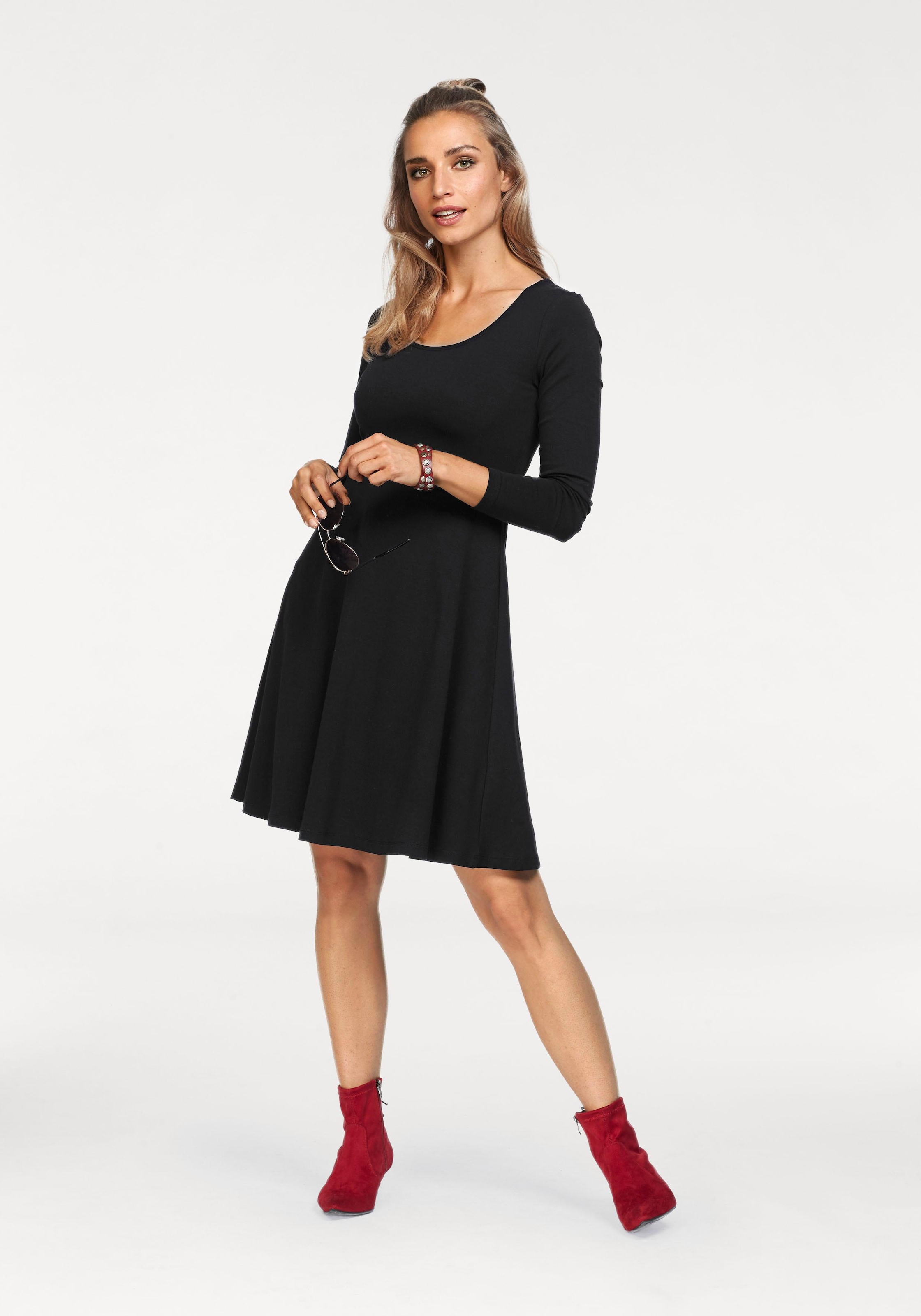Aniston CASUAL Jerseykleid mit Blumendruck oder in uni Schwarz