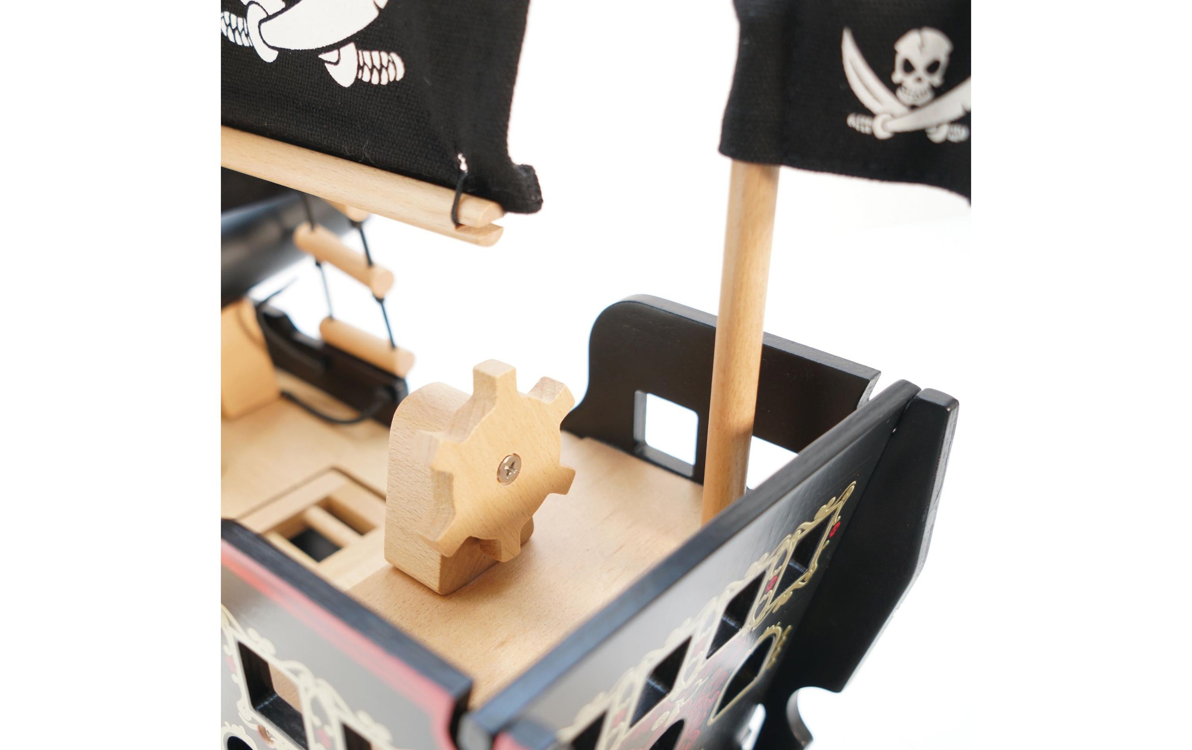 Le Toy Van Puppen Spielcenter »VAN Barbarossa-Piratenschiff«
