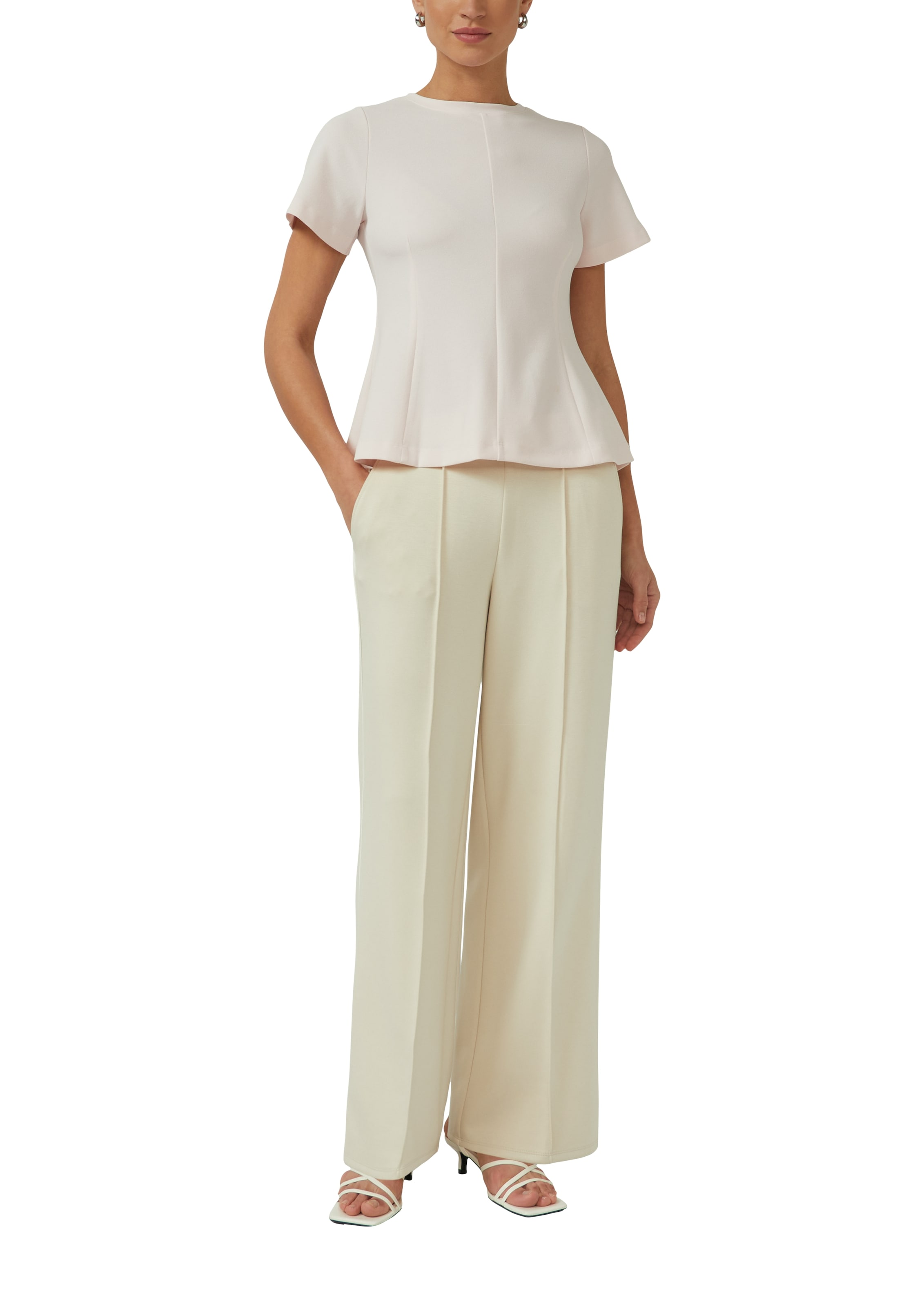 s.Oliver BLACK LABEL Kurzarmshirt mit ausgestelltem Rumpfabschluss