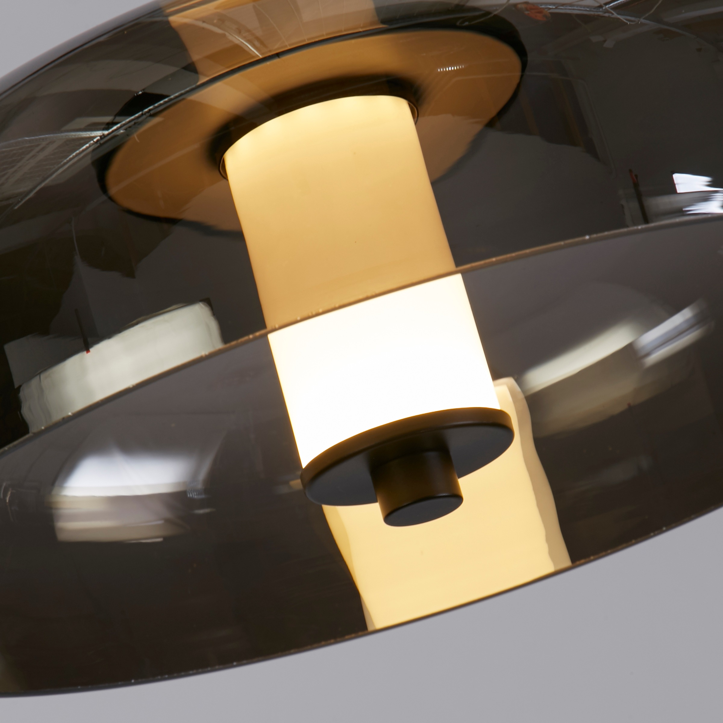Searchlight Hängeleuchte »Frisbee Pendant  - Black Metal & Smoked Glass« LED-Modul 1 Stk. Warmweiß