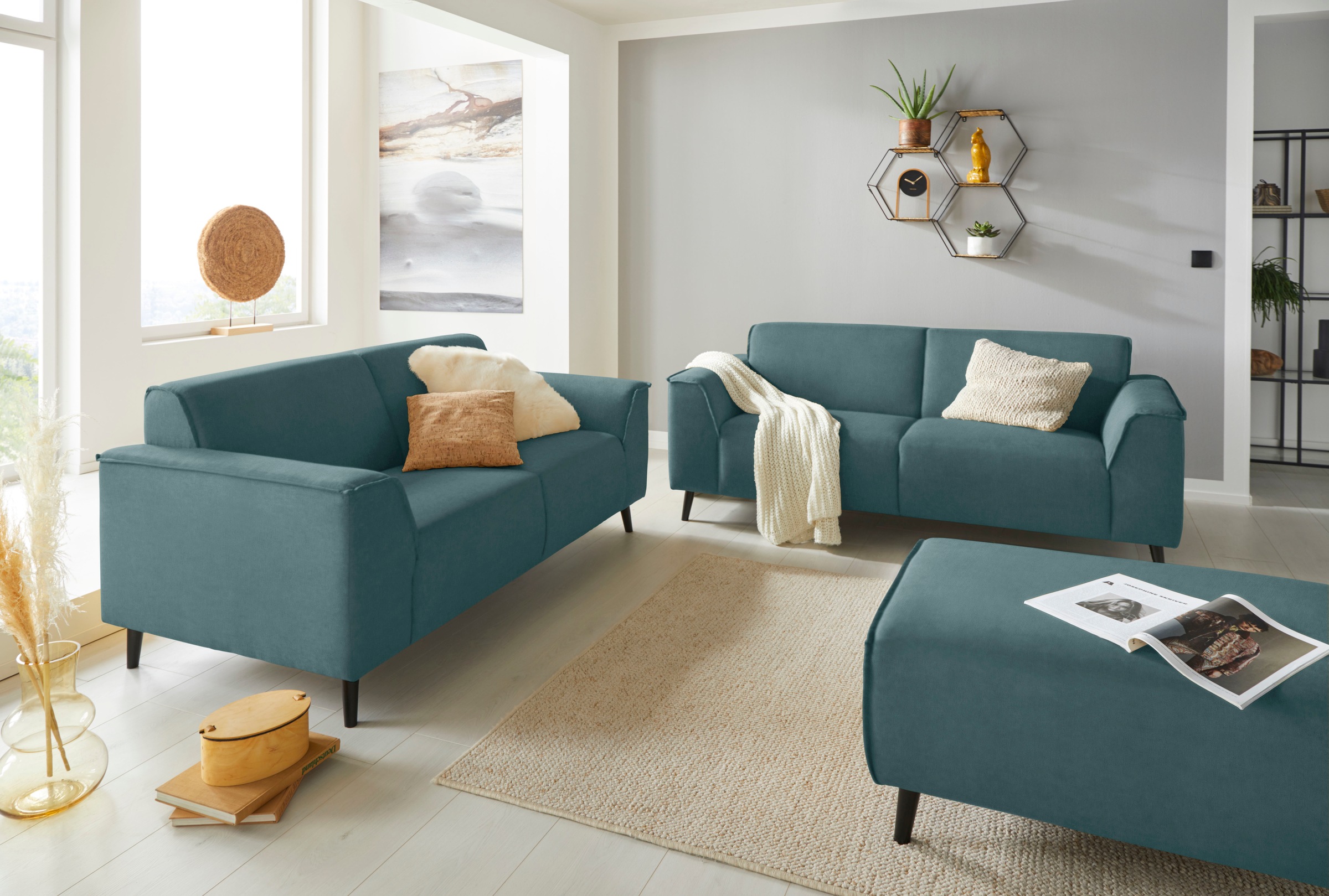 DOMO collection 2-Sitzer »Amora moderne Formensprache, tolle Verarbeitungsdetails, komfortabel«, mit Federkern für hohen Sitzkomfort