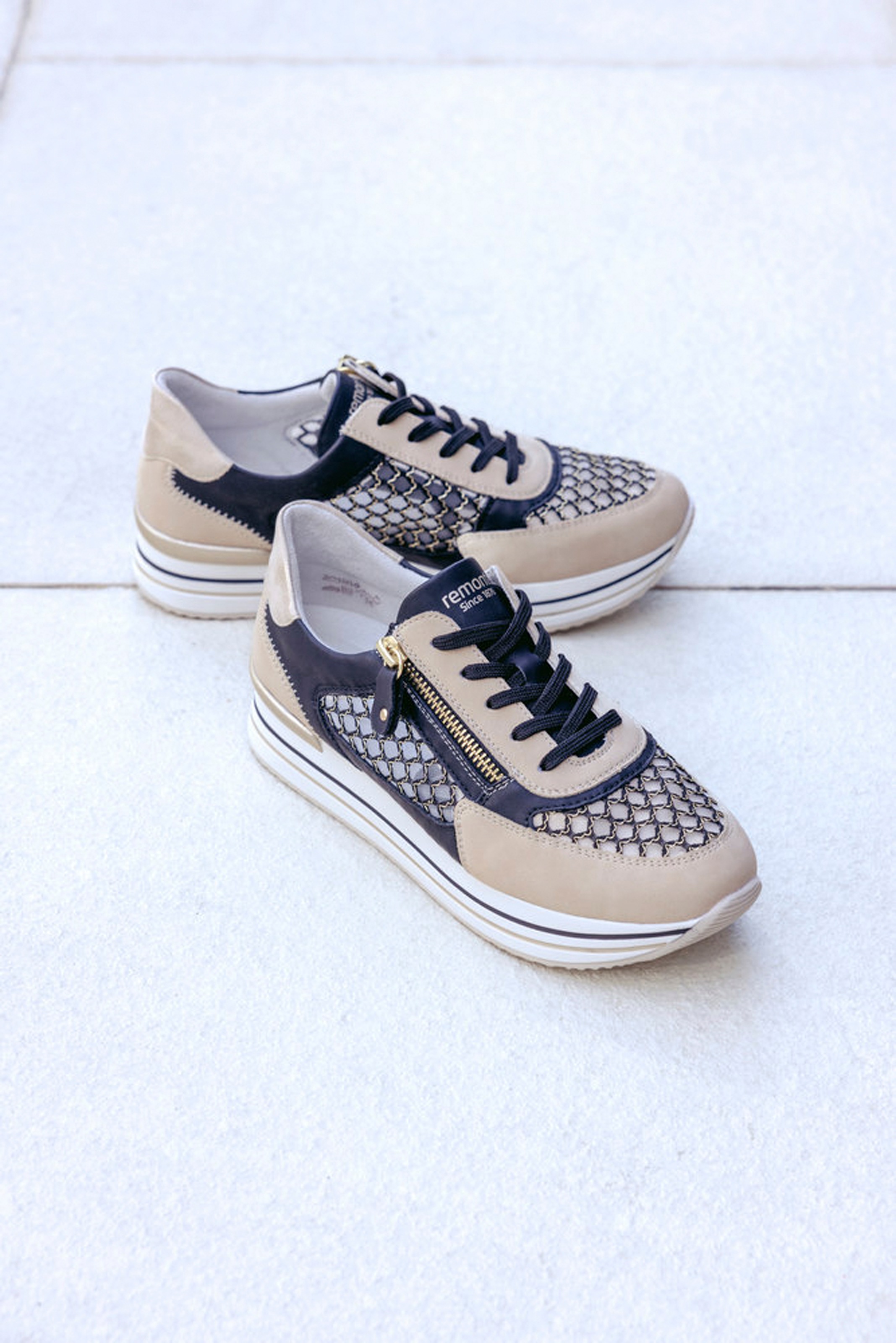 Remonte Plateausneaker  , Freiezitschuh, Halbschuh, Schnürschuh, vegan, Kontrastbesatz