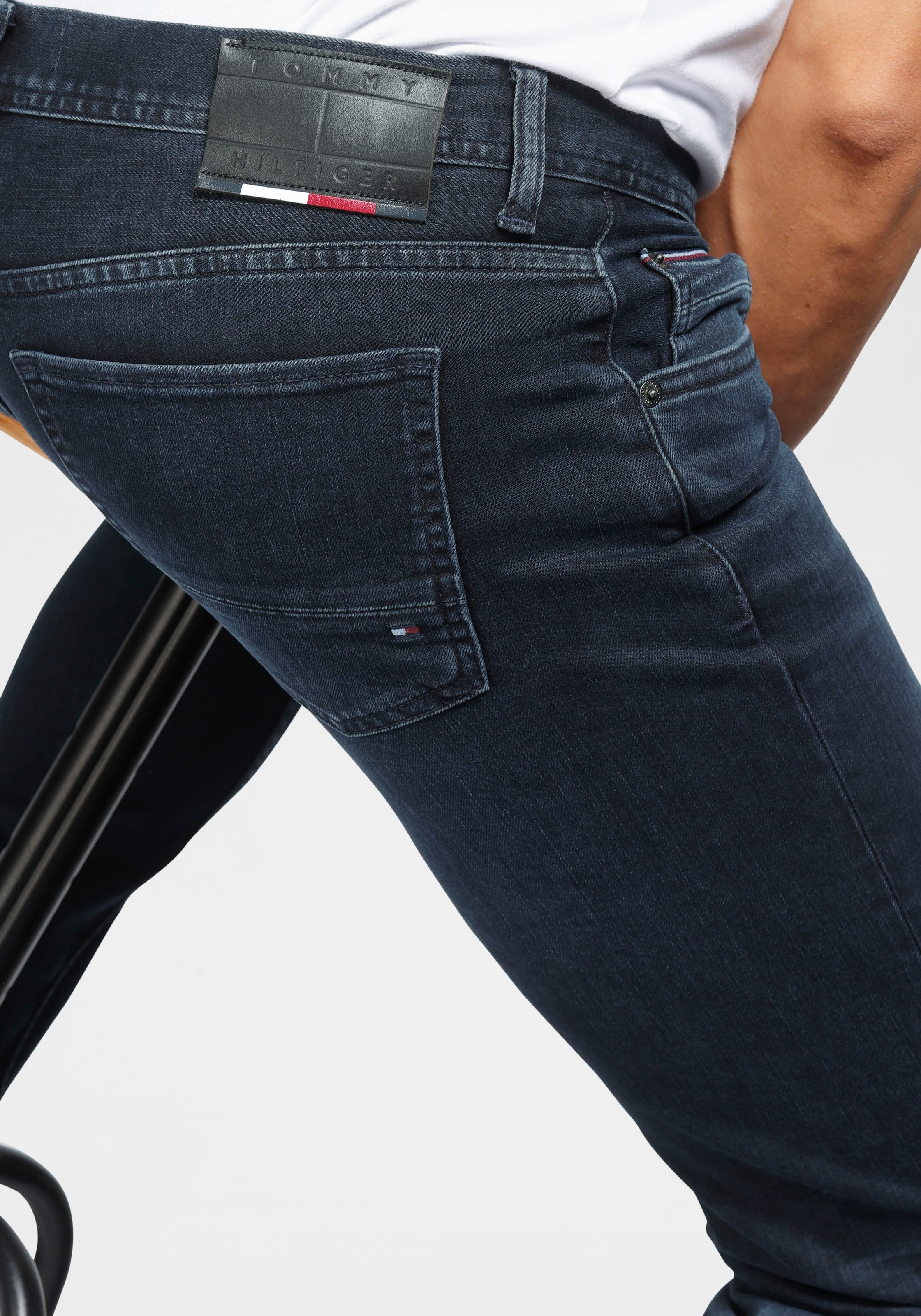 Tommy Hilfiger Slim-fit-Jeans »Bleecker«, mit Baumwoll-Denim Stretch, extra bequem