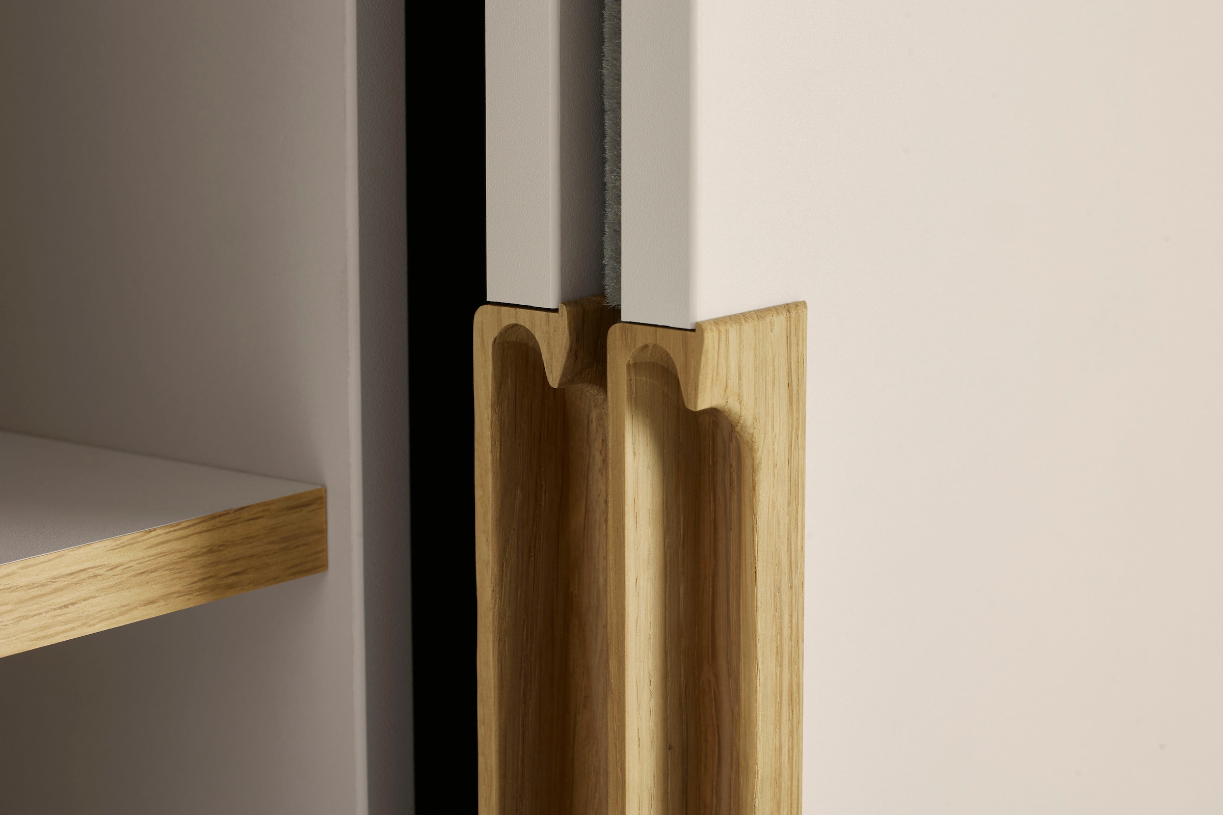 PAIDI Schiebetürenschrank »STIENE in Beige oder Grau, 2 Türen und 1 Schublade mit Soft-Close« B/H/T ca. 164/200/62cm,  mit Kleiderstangen+Einlegeböden, Kleiderschrank mit Massivholzgriffen