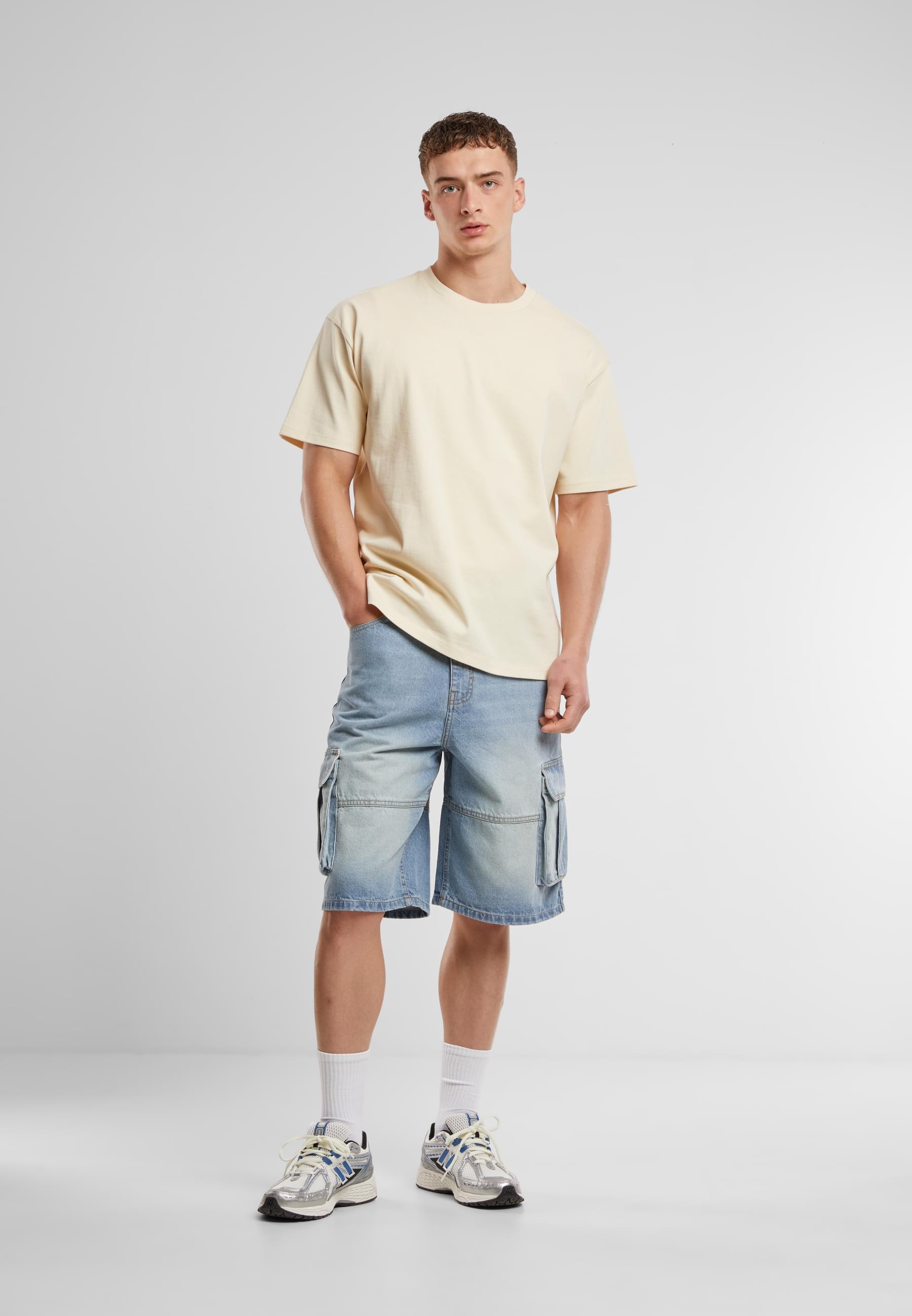 URBAN CLASSICS Shorts »Urban Classics Relaxed Denim Cargo Shorts«
