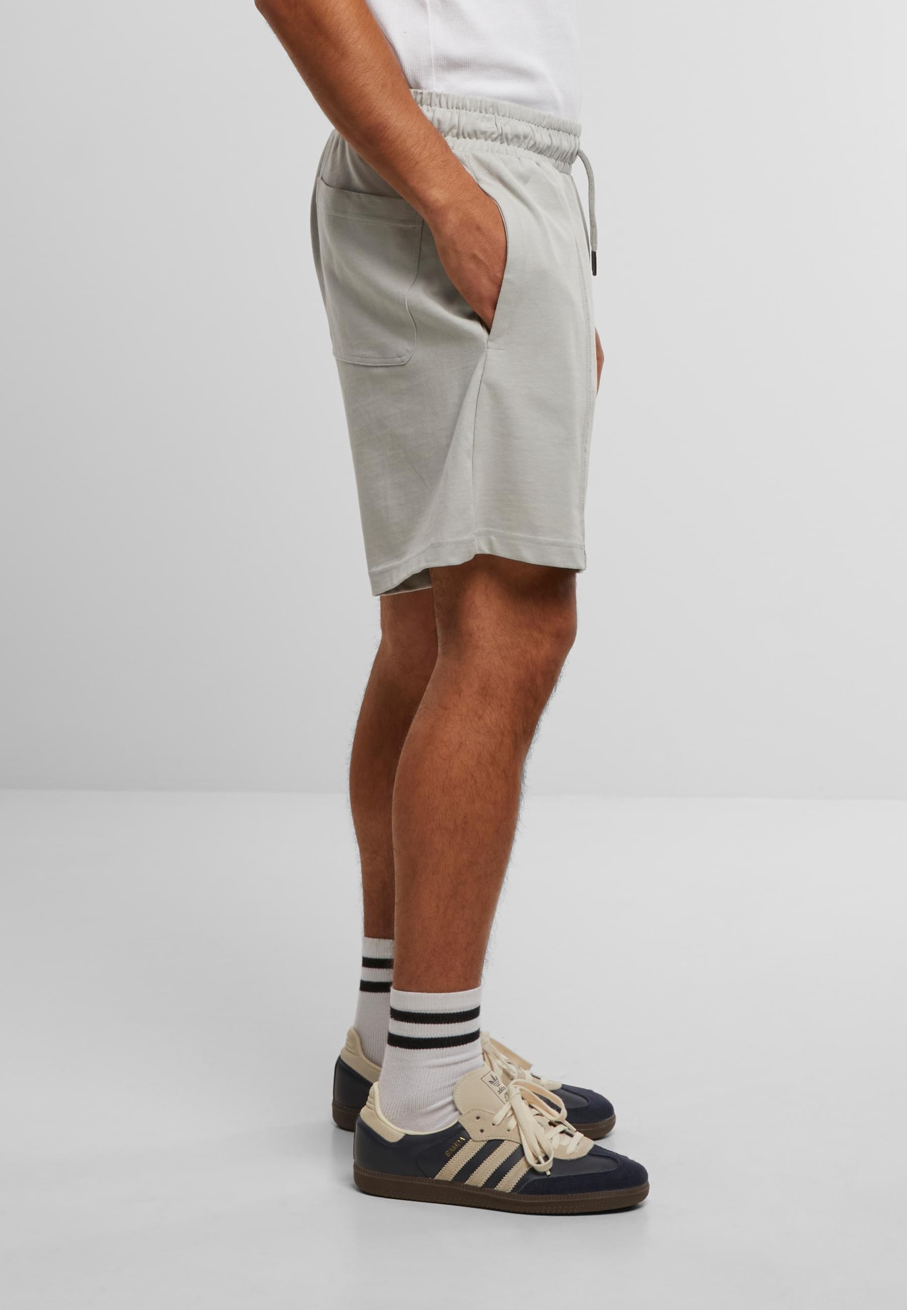 URBAN CLASSICS Sweatshorts »Urban Classics Heavy Jersey Pintuck Track Shorts«