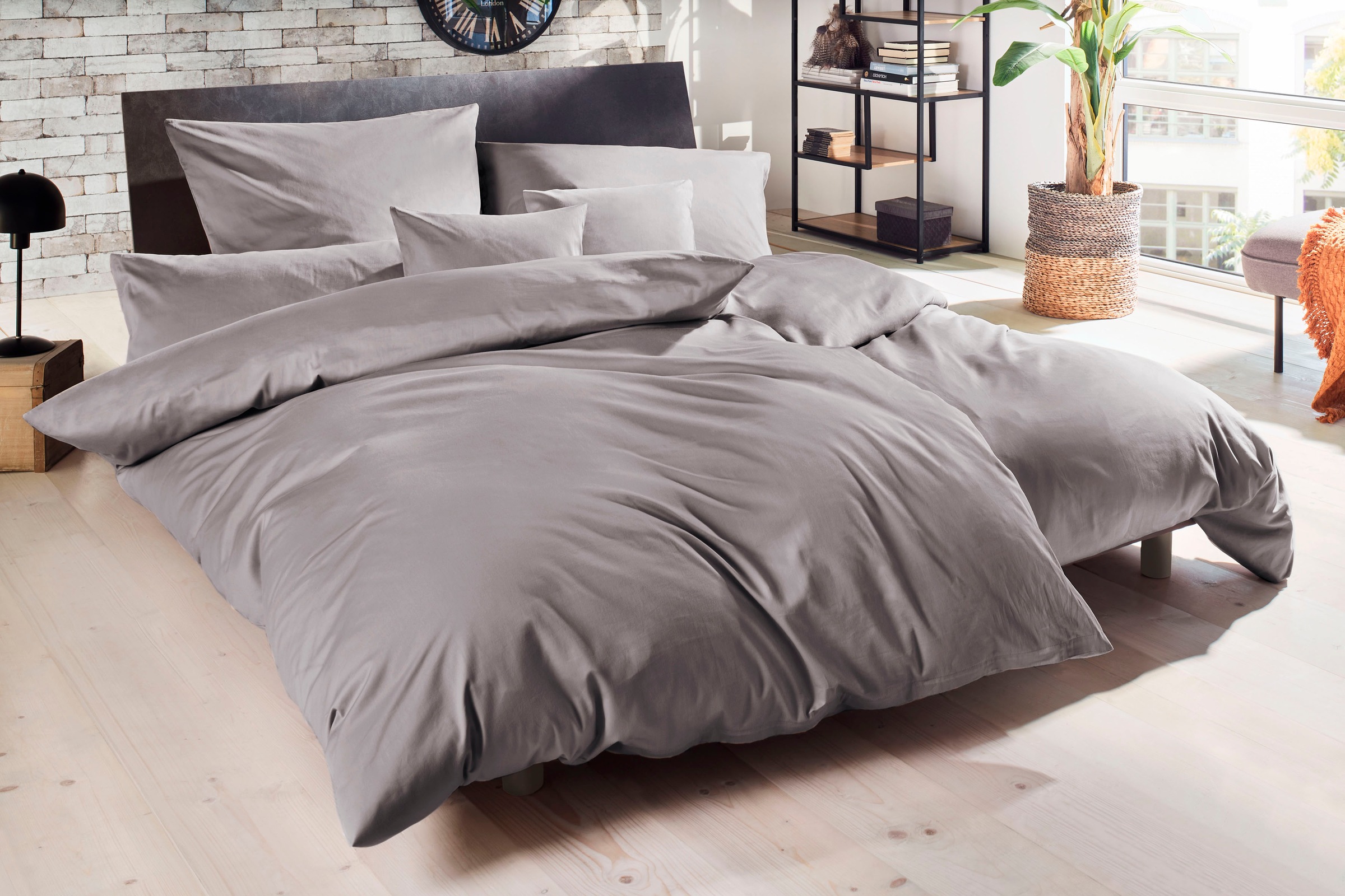 Primera Bettwäsche »Uni Luxus-Satin in Gr. 135x200, 155x220 oder 200x200 cm«, Bettwäsche aus Baumwolle, unifarbene Bettwäsche mit Reißverschluss