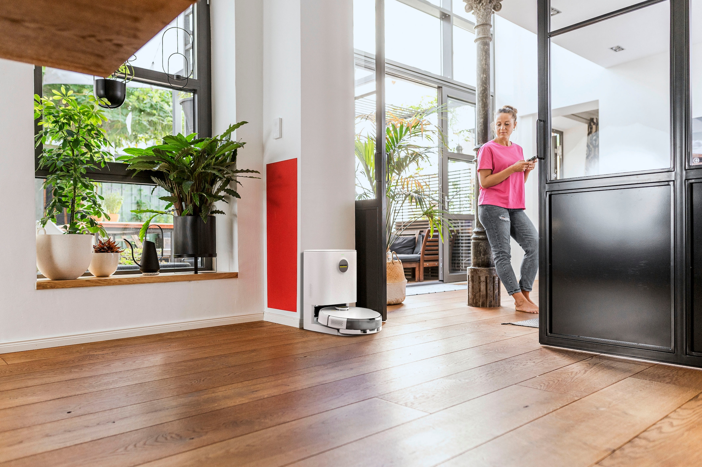 KÄRCHER Absaugstation »passend für den Saug - und Wischroboter RCV5«, smart, der Staubbehälter wird regelmäßig automatisch entleert