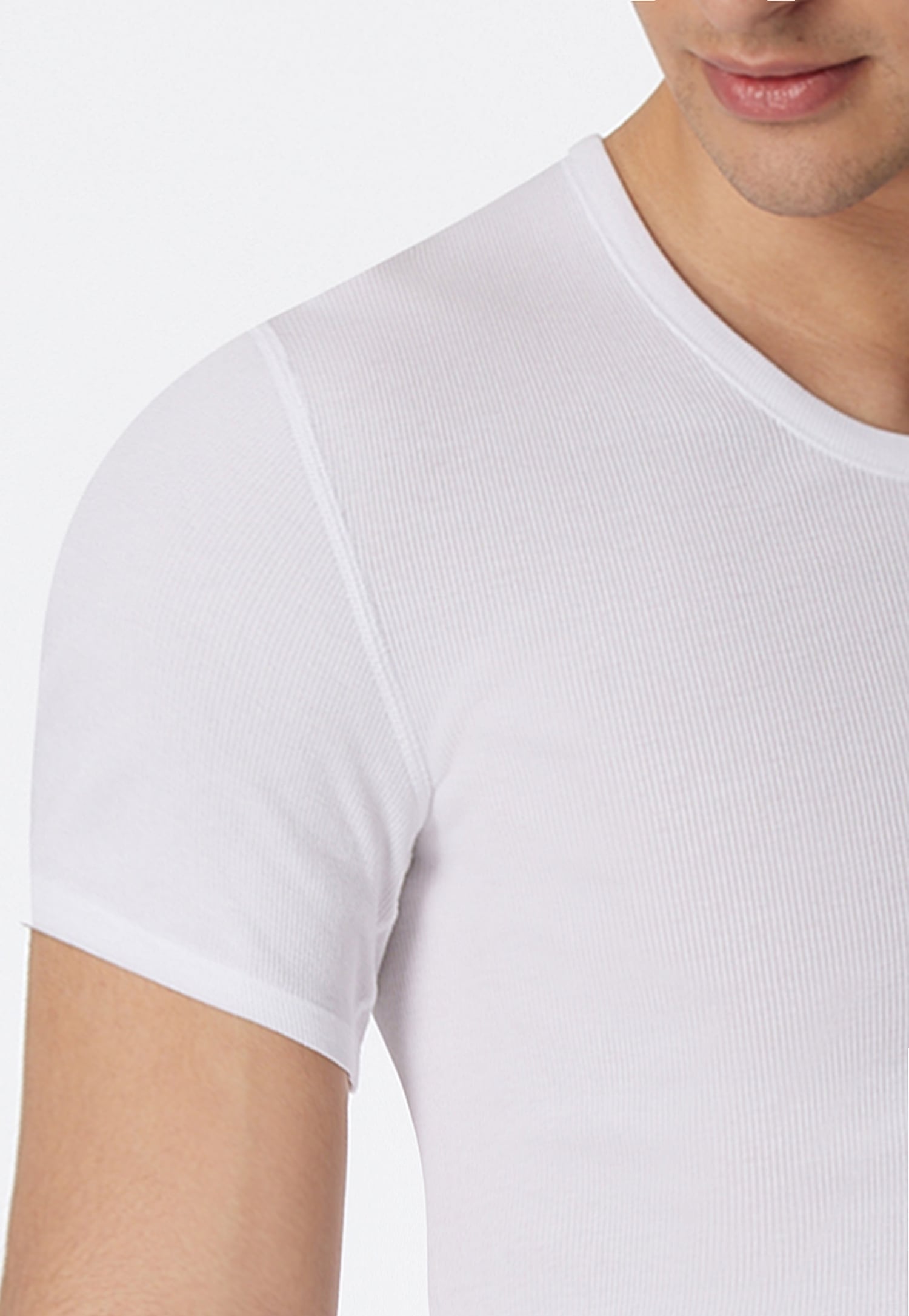 Schiesser Unterziehshirt »Essentials DR«