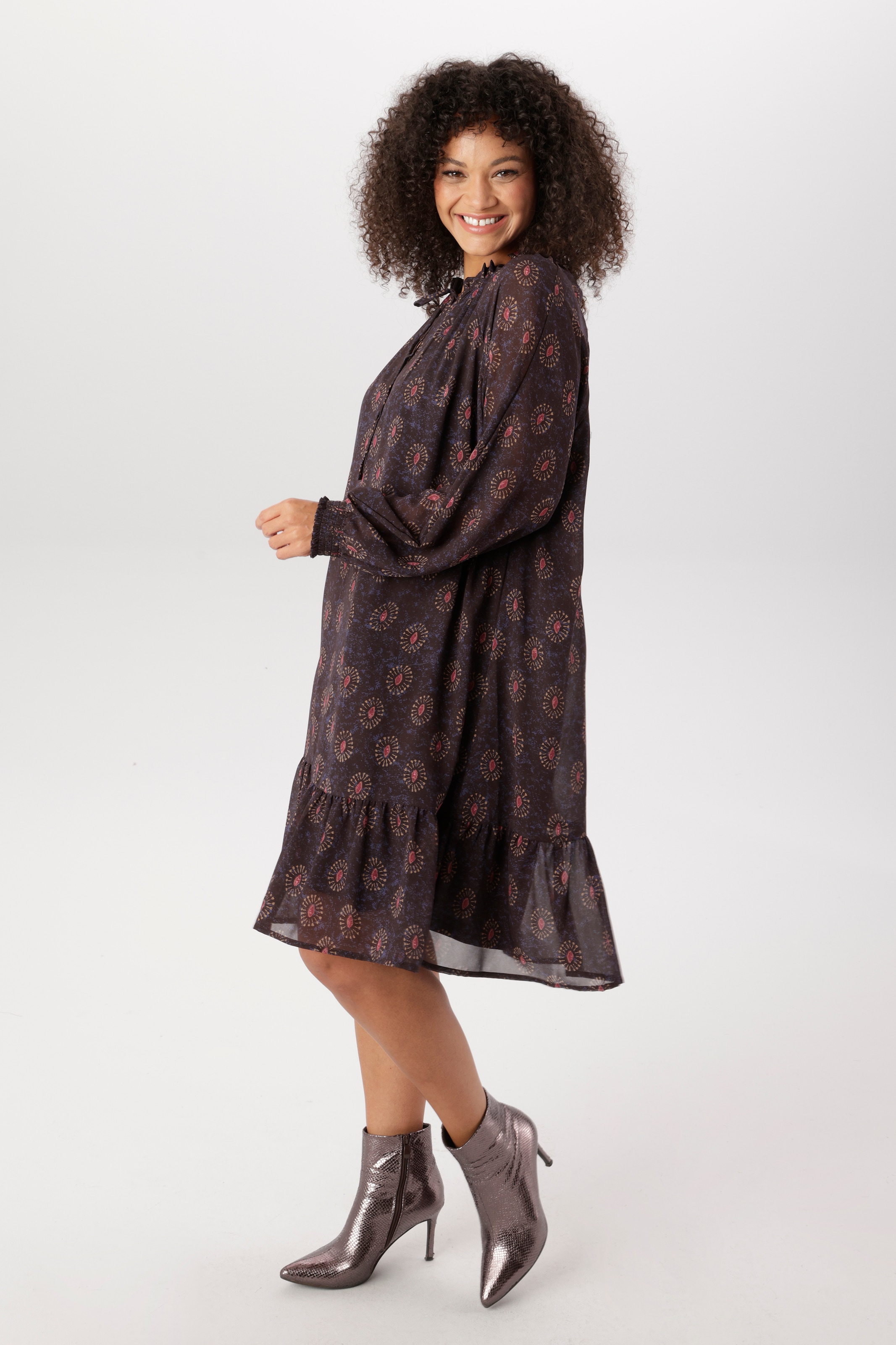 Aniston PLUS Chiffonkleid mit Volant am Saum - NEUE KOLLEKTION