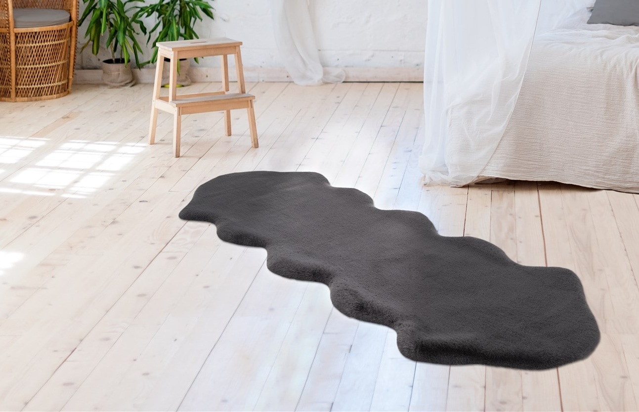 calo-deluxe Fellteppich »Vogesen 300«, fellförmig, 35 mm Höhe, Kunstfell, H günstig online kaufen