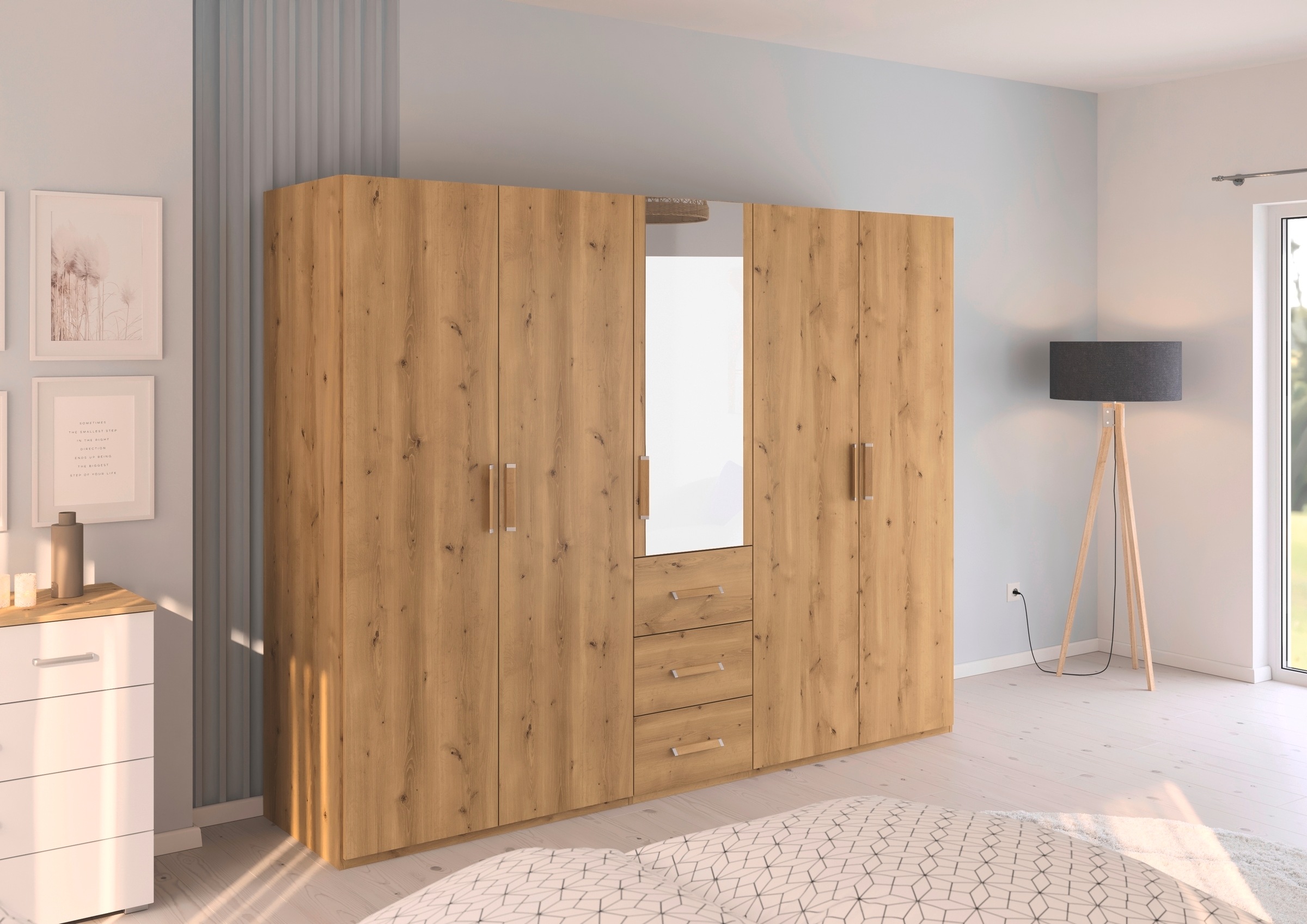 rauch Drehtürenschrank »Kleiderschrank Schrank Garderobe Schlafzimmerschrank EVELYN«, (in 2 Höhen 197 oder 210 cm erhältlich), in elegantem Stil mit Schubladen 3 Breiten und 2 Höhen MADE IN GERMANY