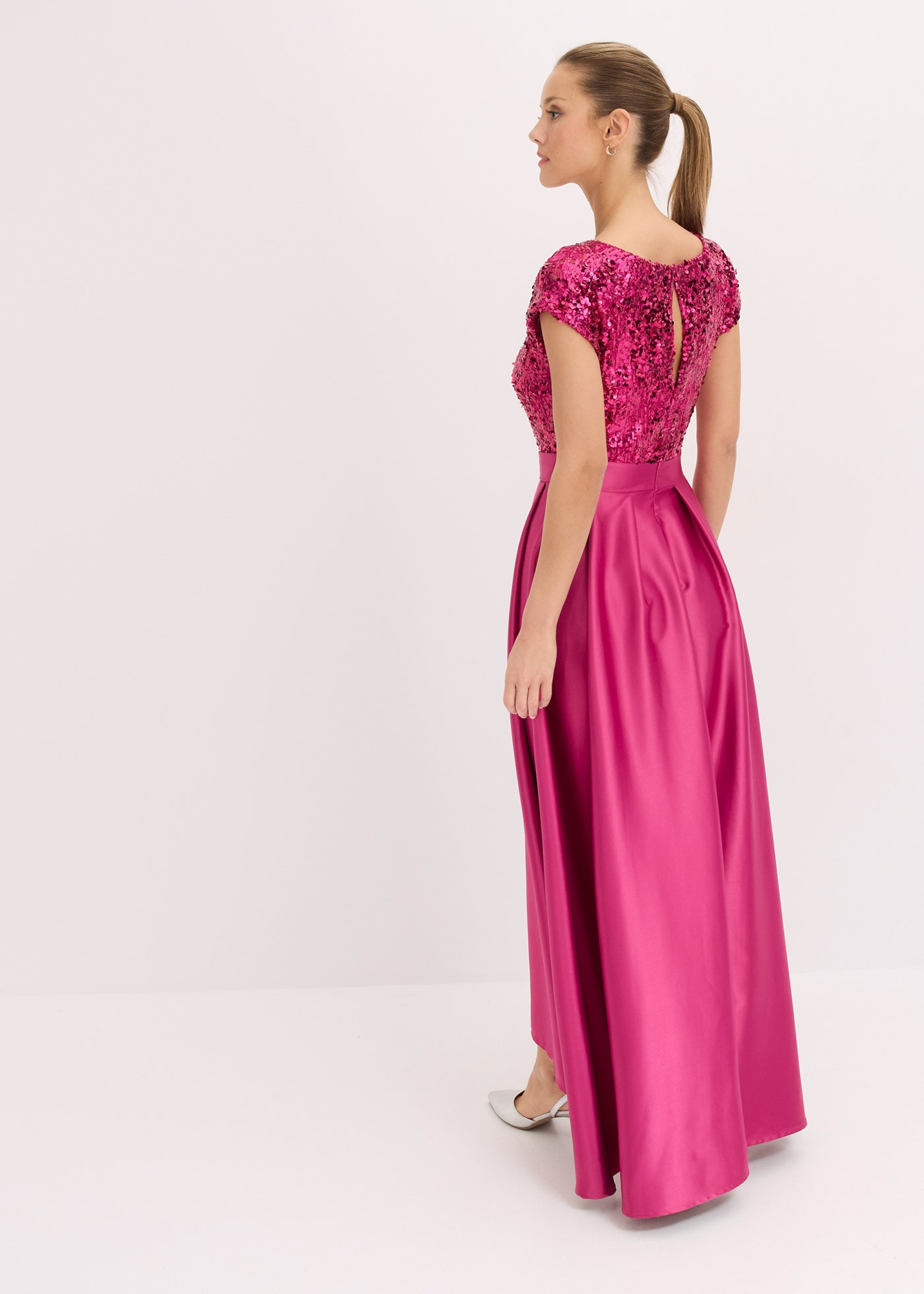 bonprix Abendkleid für festliche Anlässe, aus glänzendem Satin, ausgestellte Passform