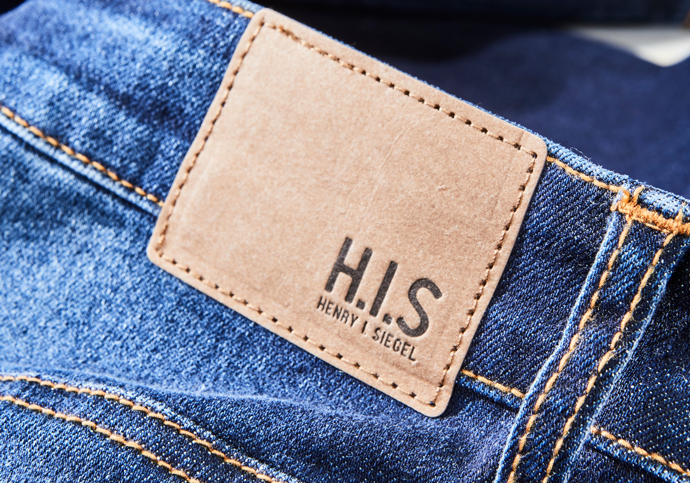 H.I.S Straight-Jeans »DIX«, Ökologische, wassersparende Produktion durch Ozon Wash