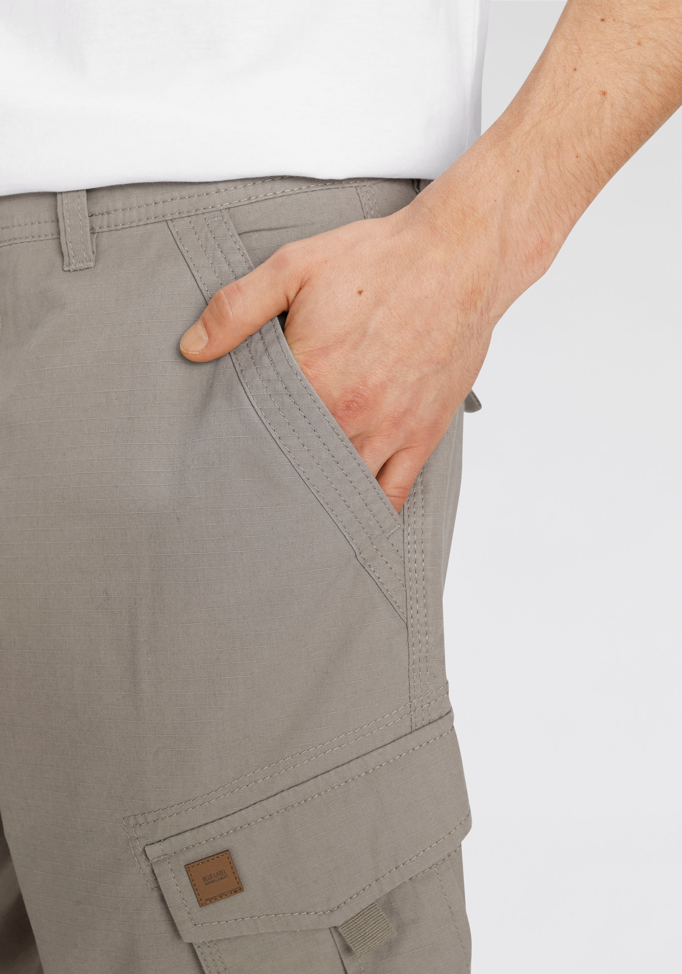 AJC Cargoshorts, aus strukturiertem Web