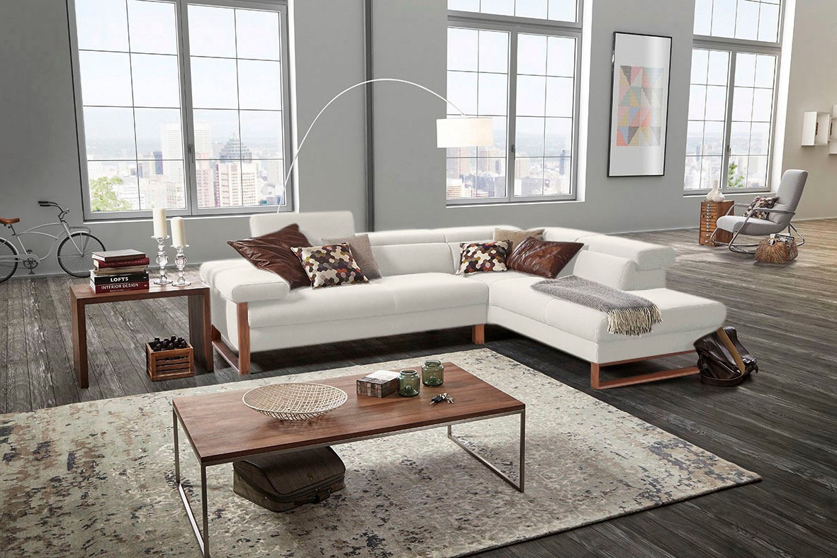 W.SCHILLIG Ecksofa »finn, Designsofa mit tollem Sitzkomfort, bequem, L-Form«, German Design Award 2016, Fußgestell Nussbaum natur, Breite 281 cm