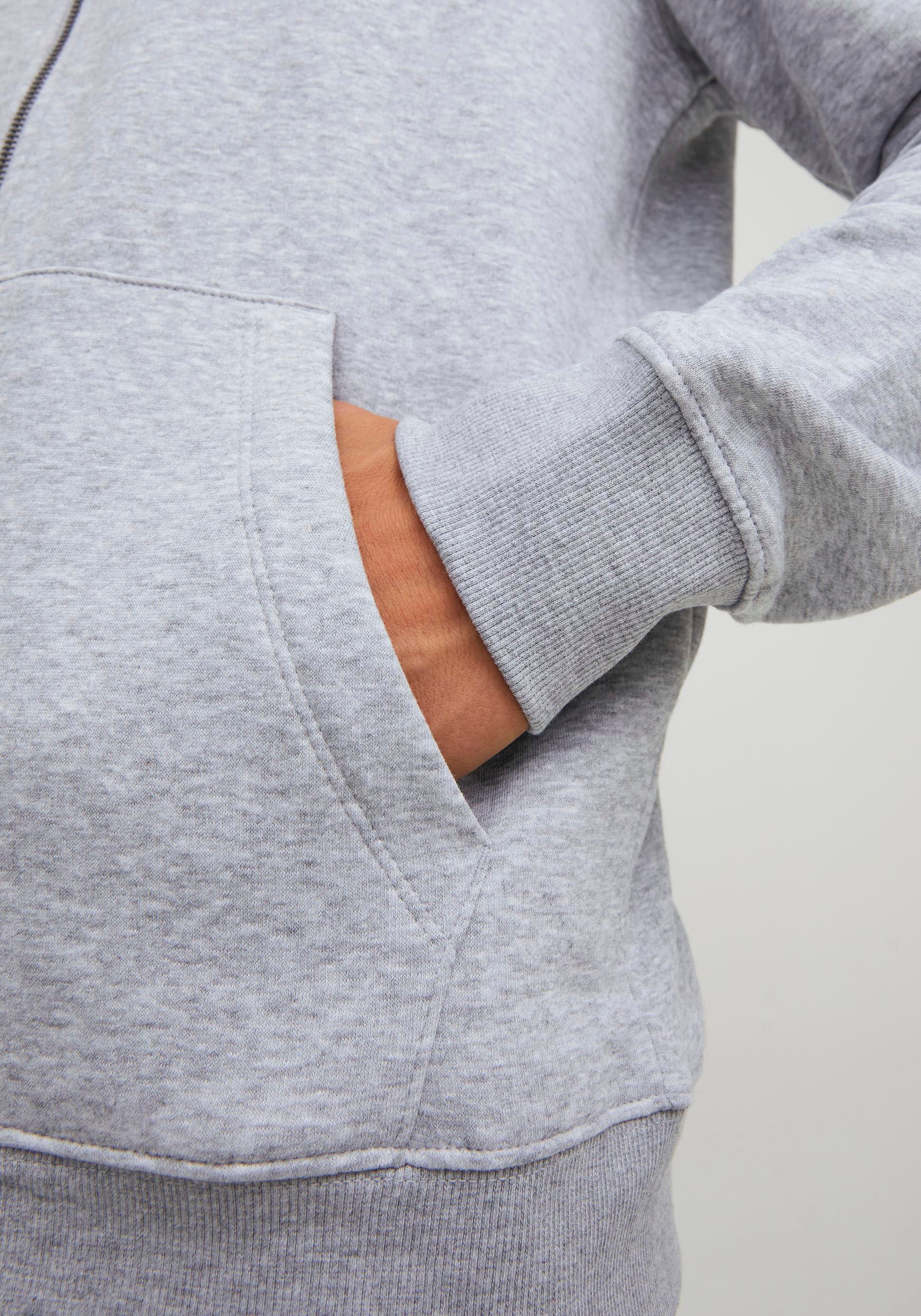 Jack & Jones Kapuzensweatjacke »JJESTAR Basic Hoodie, Eingrifftaschen und angenehmem Materialmix« Kapuze, regular fit, Baumwollmischung