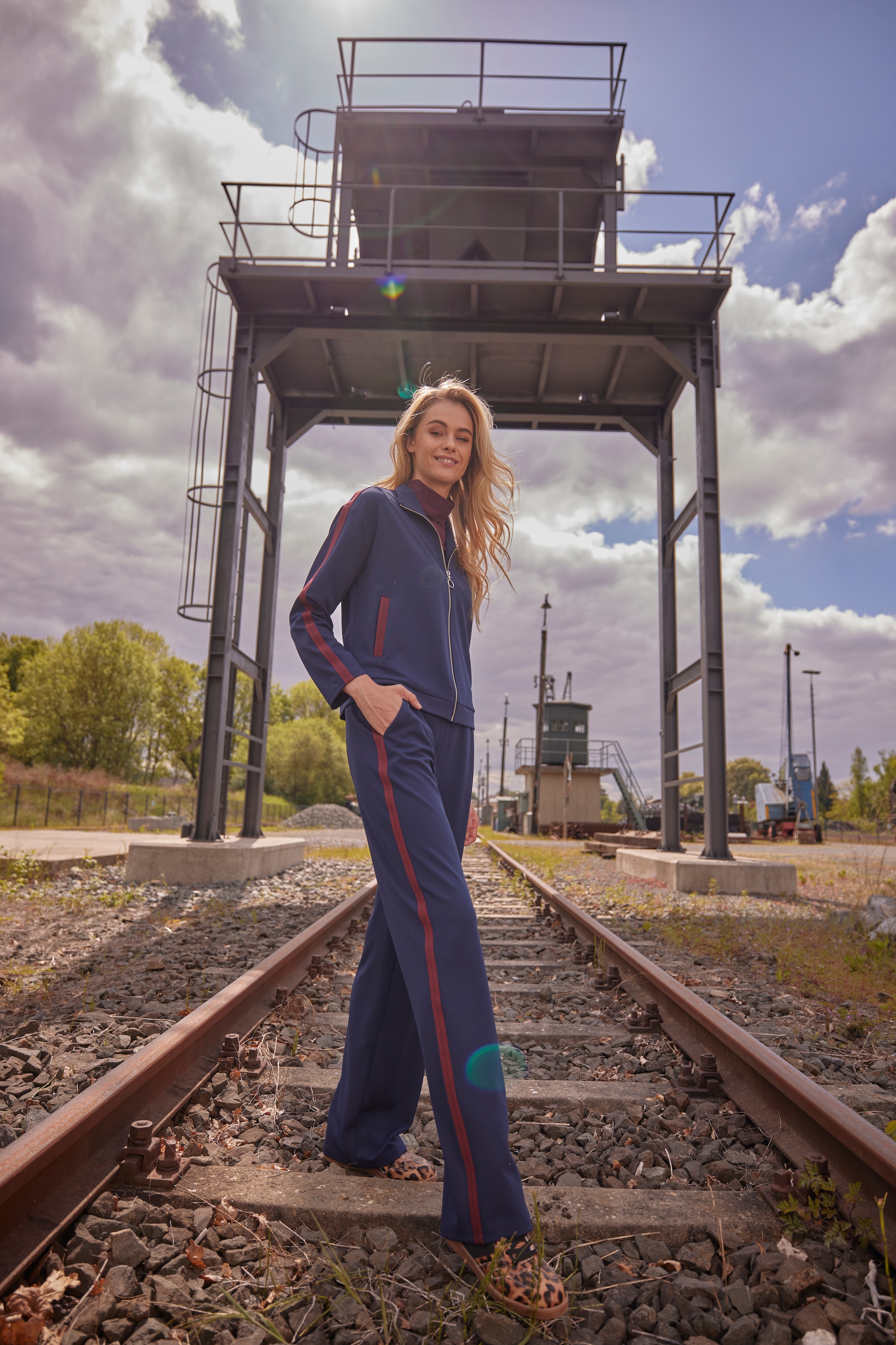 Aniston CASUAL Rollkragenshirt, mit gewellten Abschlüssen - NEUE KOLLEKTION
