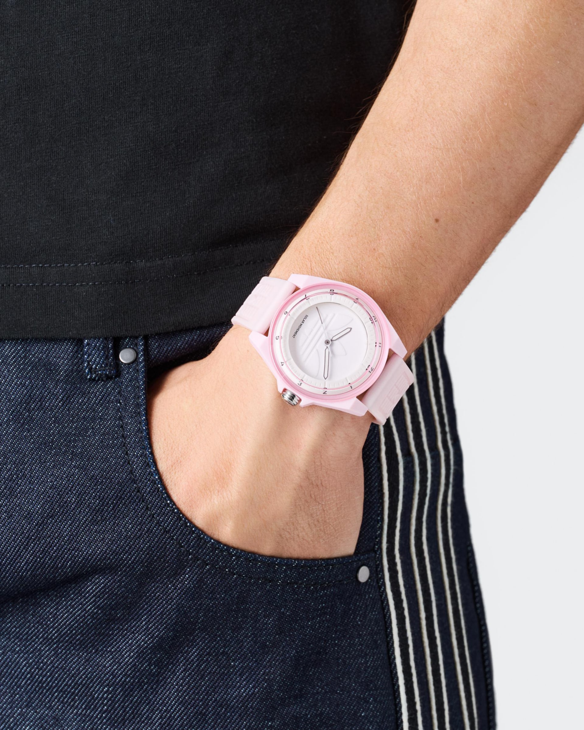 adidas Originals Solaruhr »PROJECT FOUR SOLAR«, Quarzuhr, Armbanduhr, Herrenuhr, Damenuhr, Resinarmband