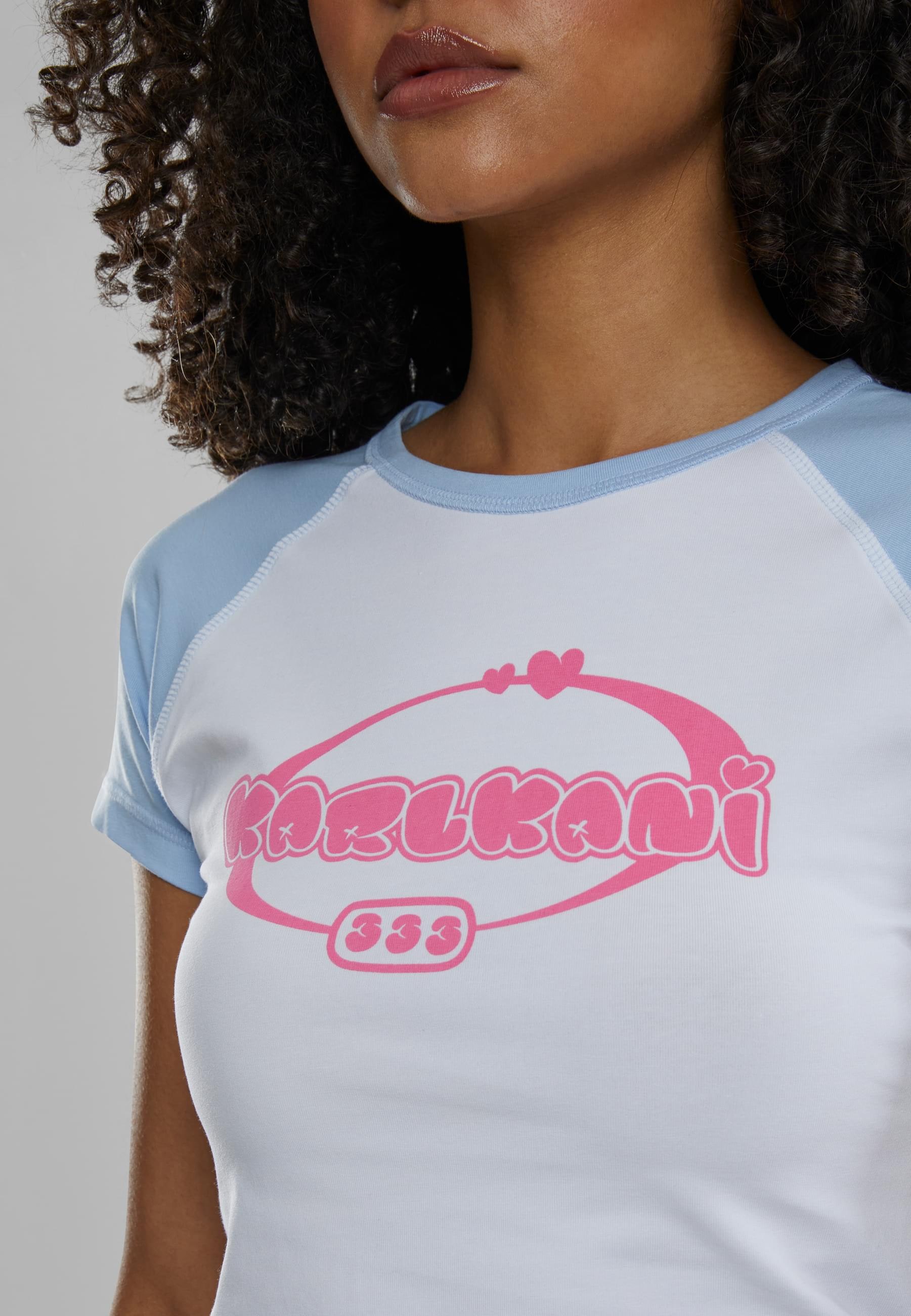 Karl Kani T-Shirt »Karl Kani KW251-026-1 Woven Signature Kk Heart Tiny Tee« 1 Stk.