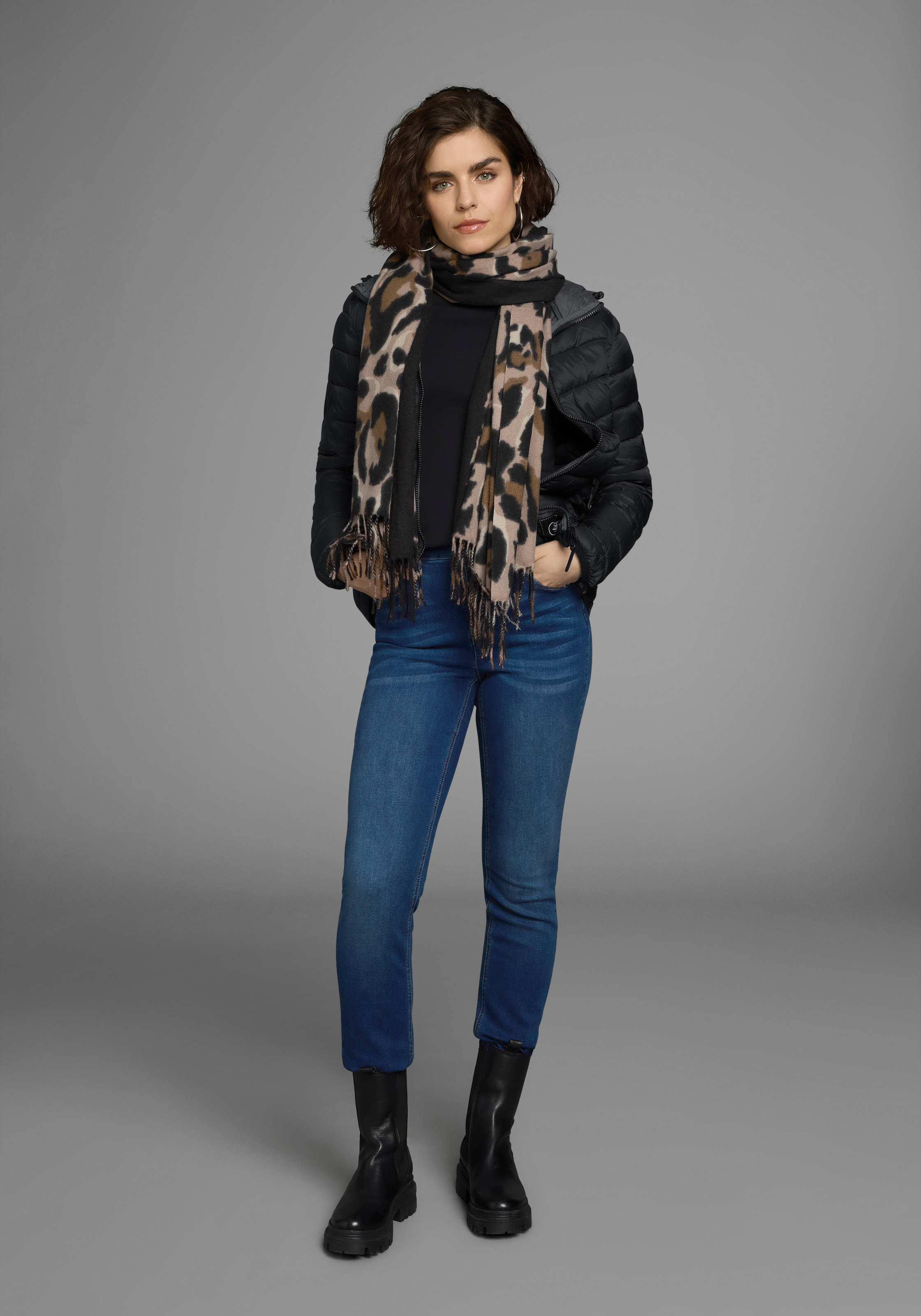 Polarino Steppjacke mit Kapuze Übergangsjacke für kühle Tage,  aus leichtem Webmaterial