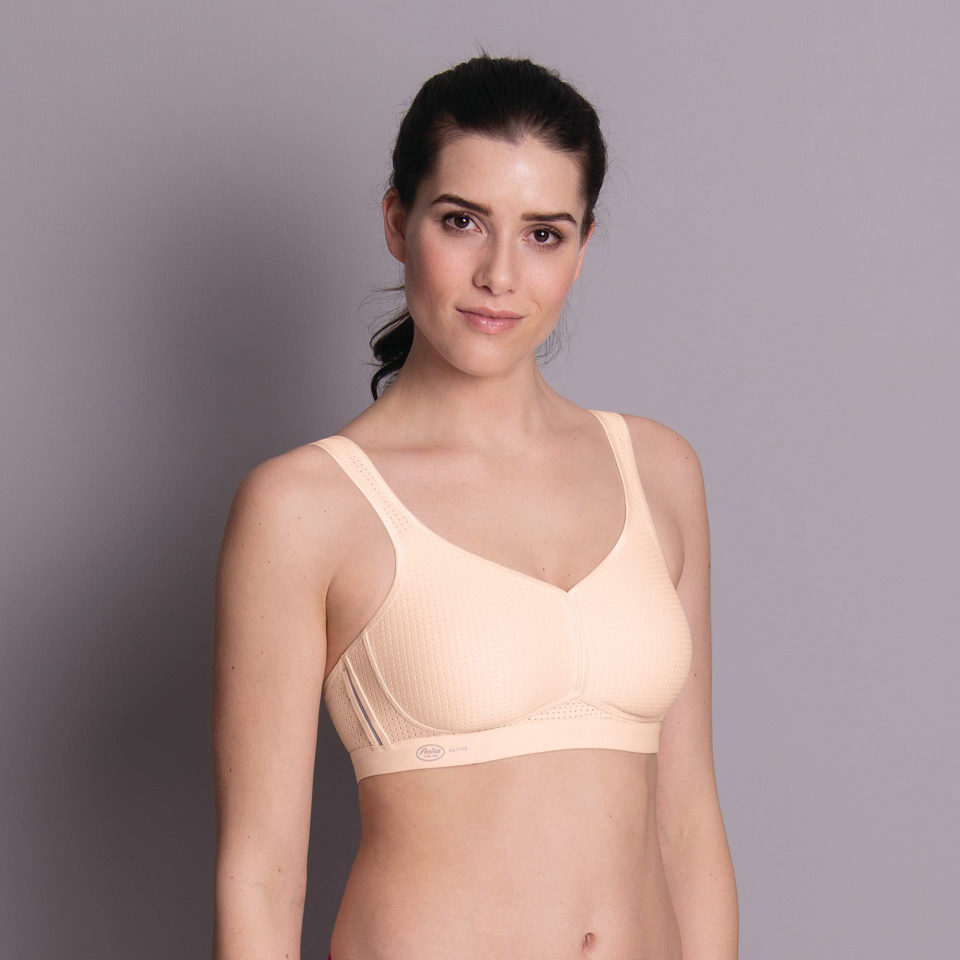 Anita Active »Performance« Cup A-E, vorgeformte Cups, verstellbare Träger, atmungsaktiv, nahtlos