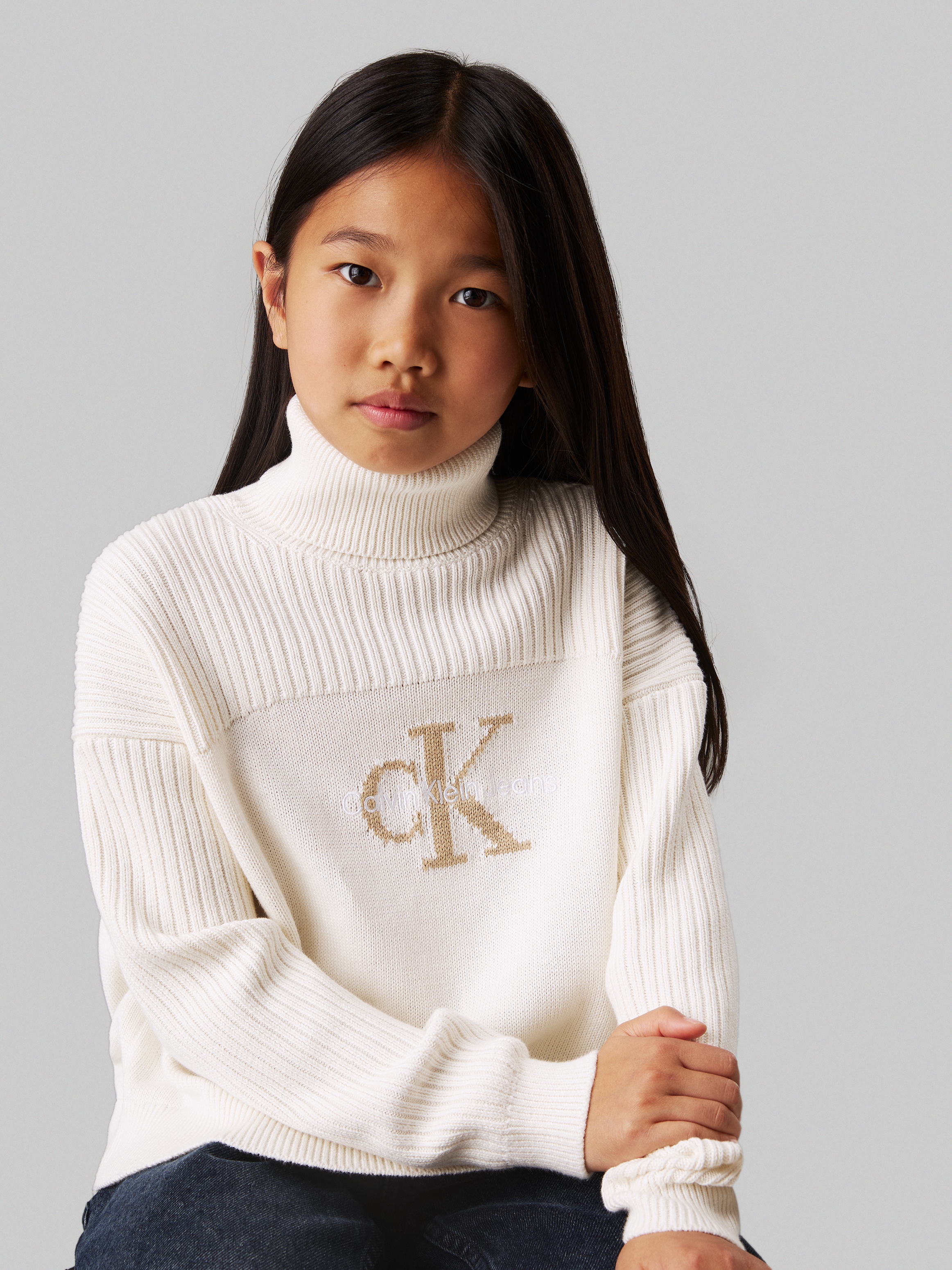 Calvin Klein Jeans Rollkragenpullover »Monologo Rollneck Sweater«, für Kinder bis 16 Jahre und mit Logostickerei