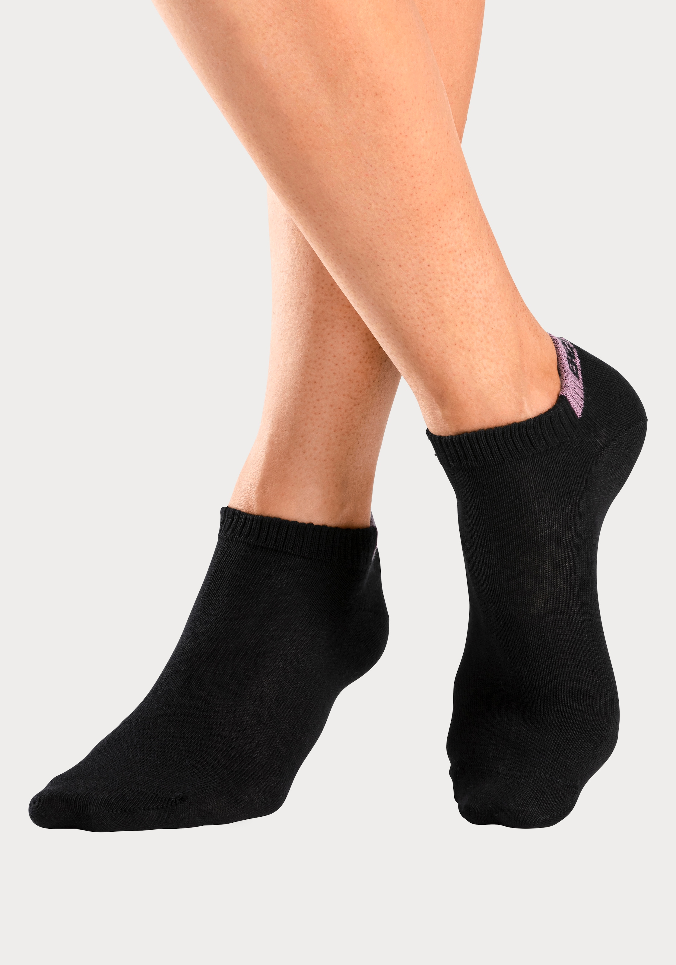 Bench. Sneakersocken, (Packung, 6 Paar), mit unterschiedlichen Designs