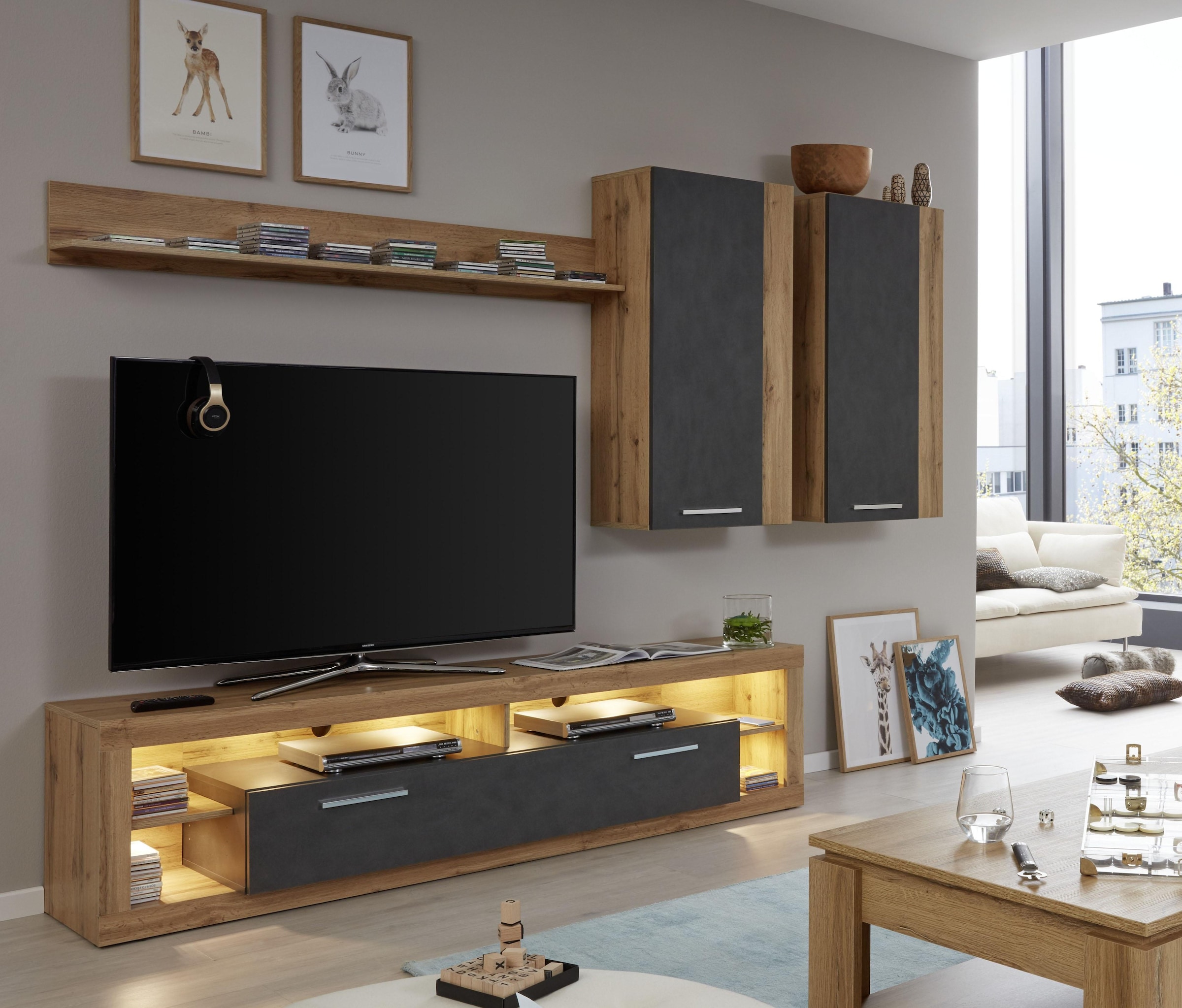 INOSIGN Hängevitrine »Gwendolyn«, Hängeschrank fürs Wohnzimmer mit 3 Fächern - (B/T/H) 52/31/103 cm