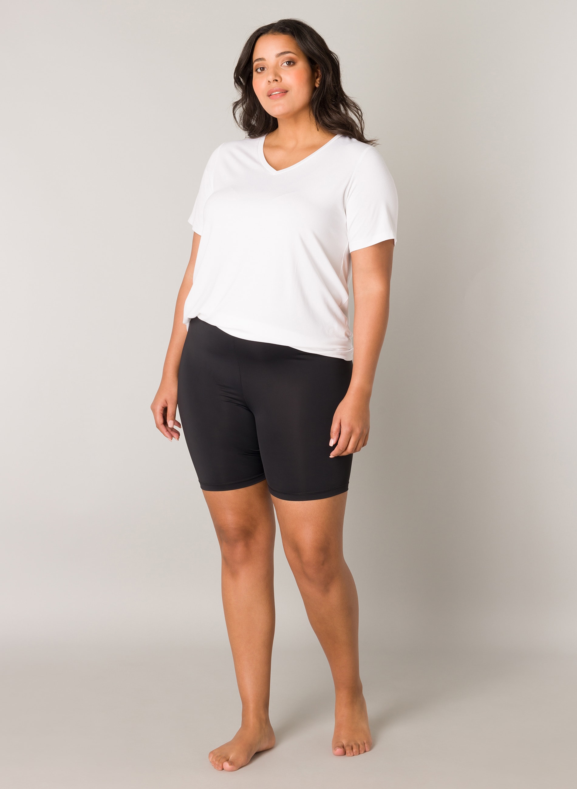 Base Level Curvy Shorts, Sommerhose mit Elasthan