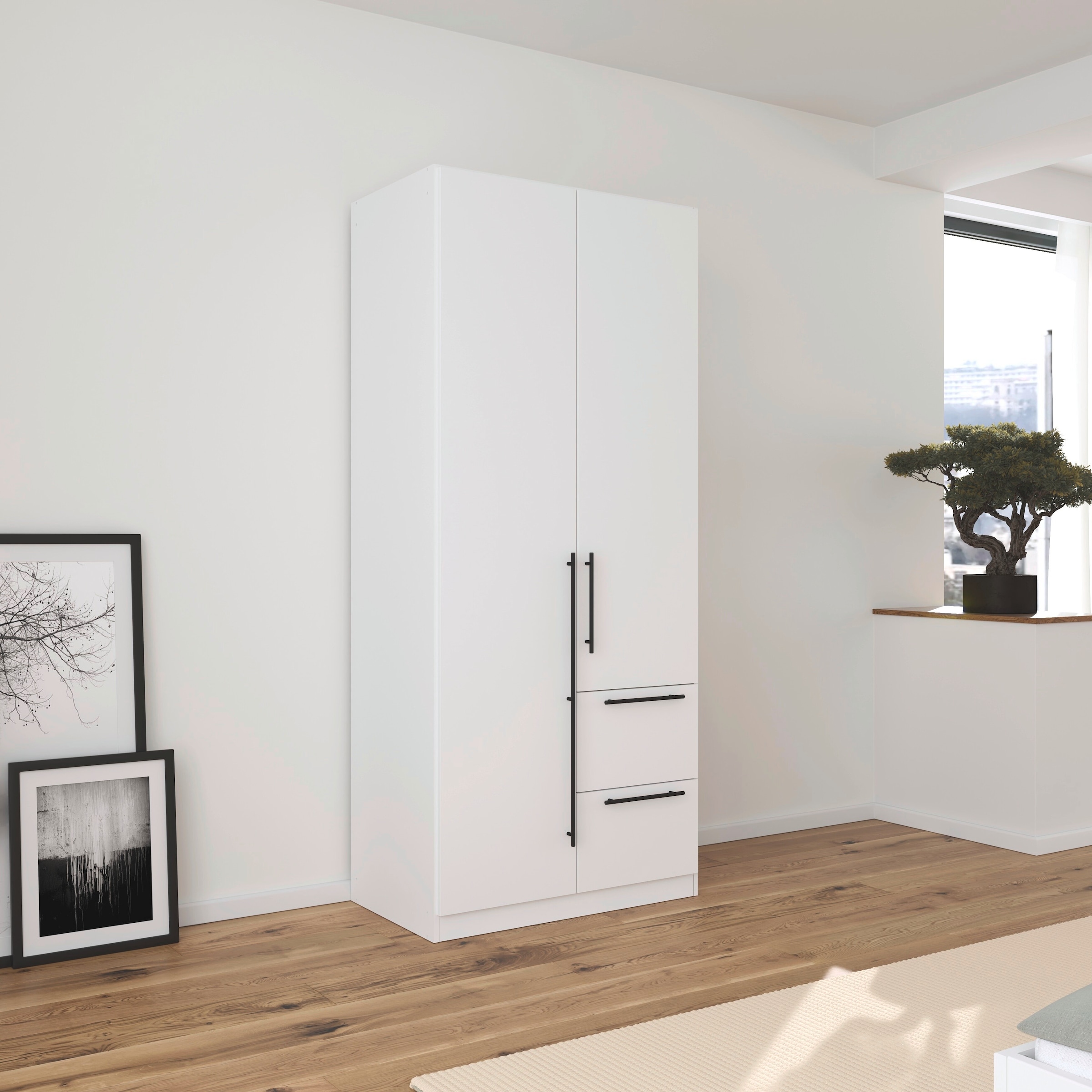 rauch Kleiderschrank »Drehtürenschrank Schrank Garderobe Wäscheschrank Schlafzimmer AVOLA«, (in 3 verschiedenen Ausstattungen BASIC/CLASSIC/PREMIUM), mit hochwertigen Stangengriffen aus Metall in Schwarz MADE IN GERMANY