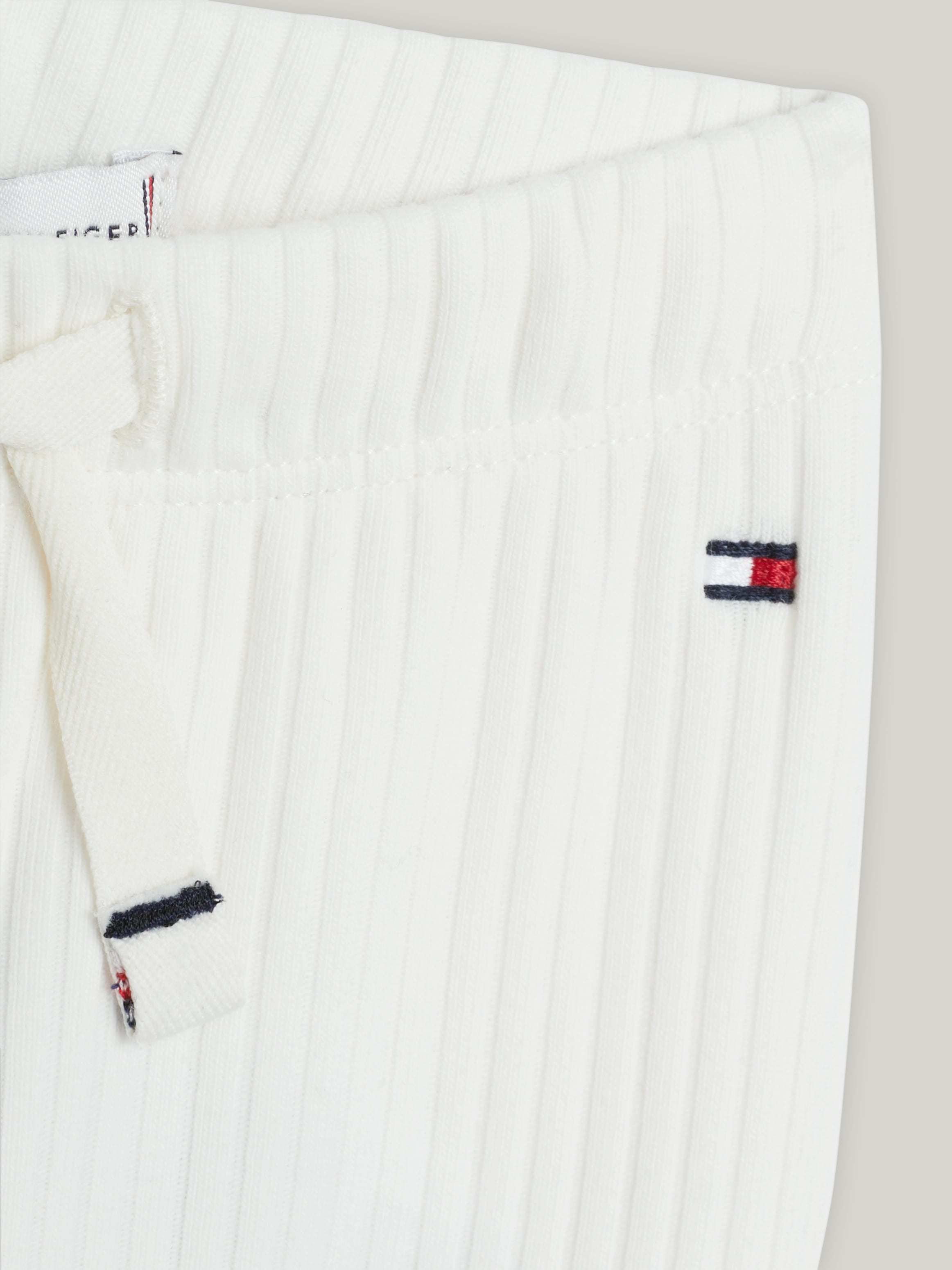 Tommy Hilfiger Sweathose »ESSENTIAL REGULAR SWEATPANTS«, Baby bis 2 Jahre mit Logostickerei